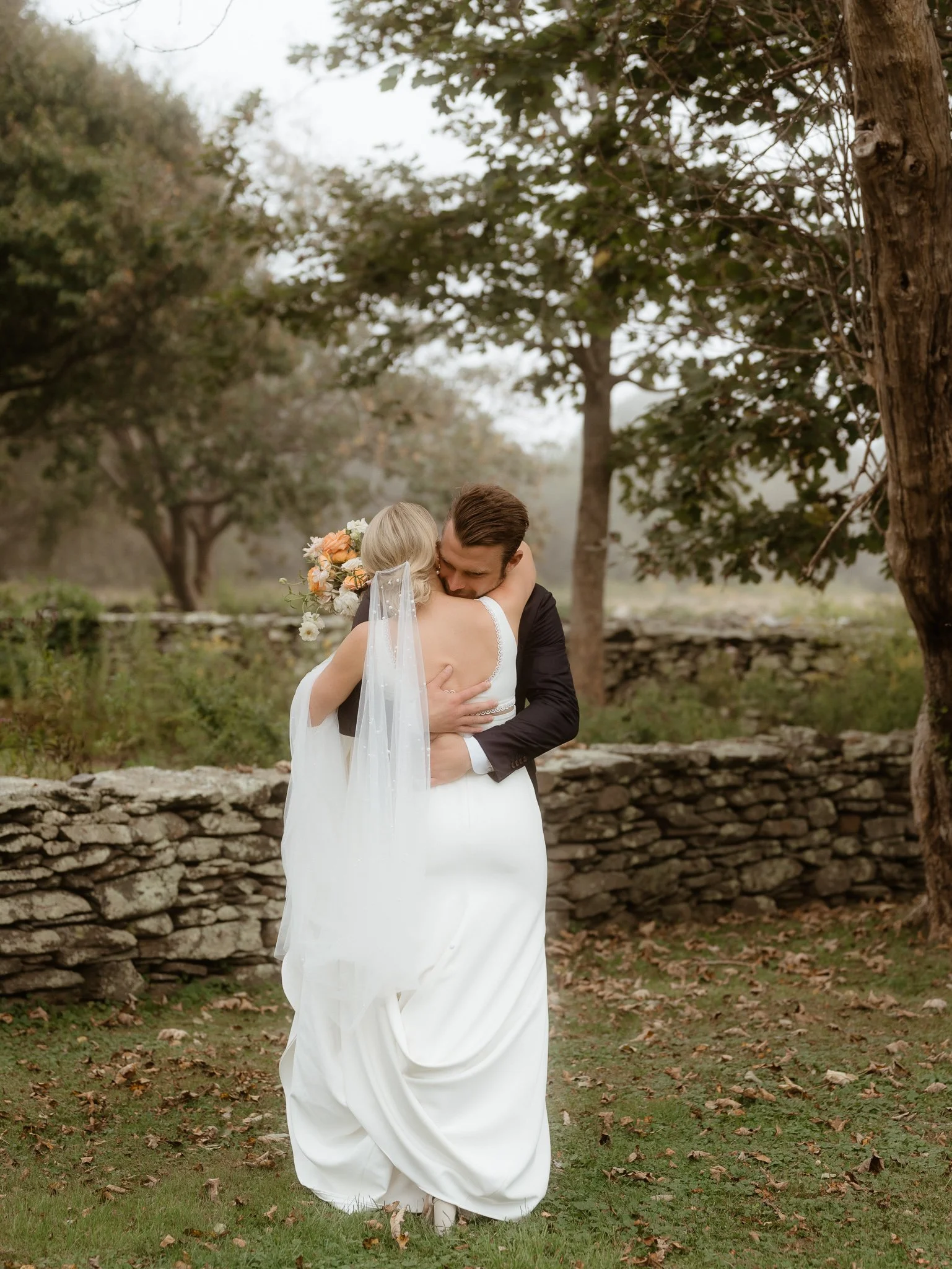 Nicole and Chris - First Look - by Maddie Van - 13.jpg