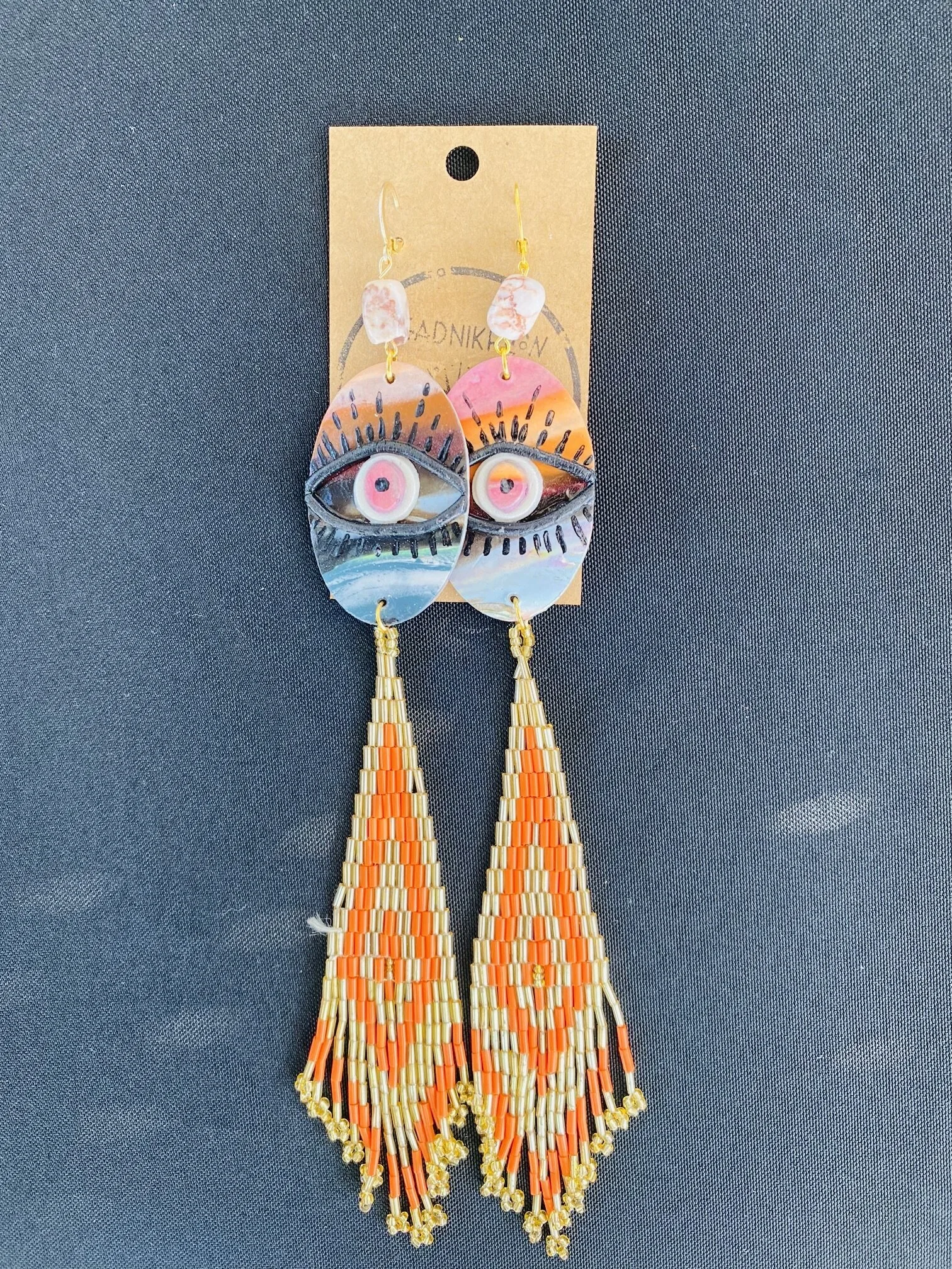 C6E1A356-7BB4-4634-A01E-7BDE362D144F