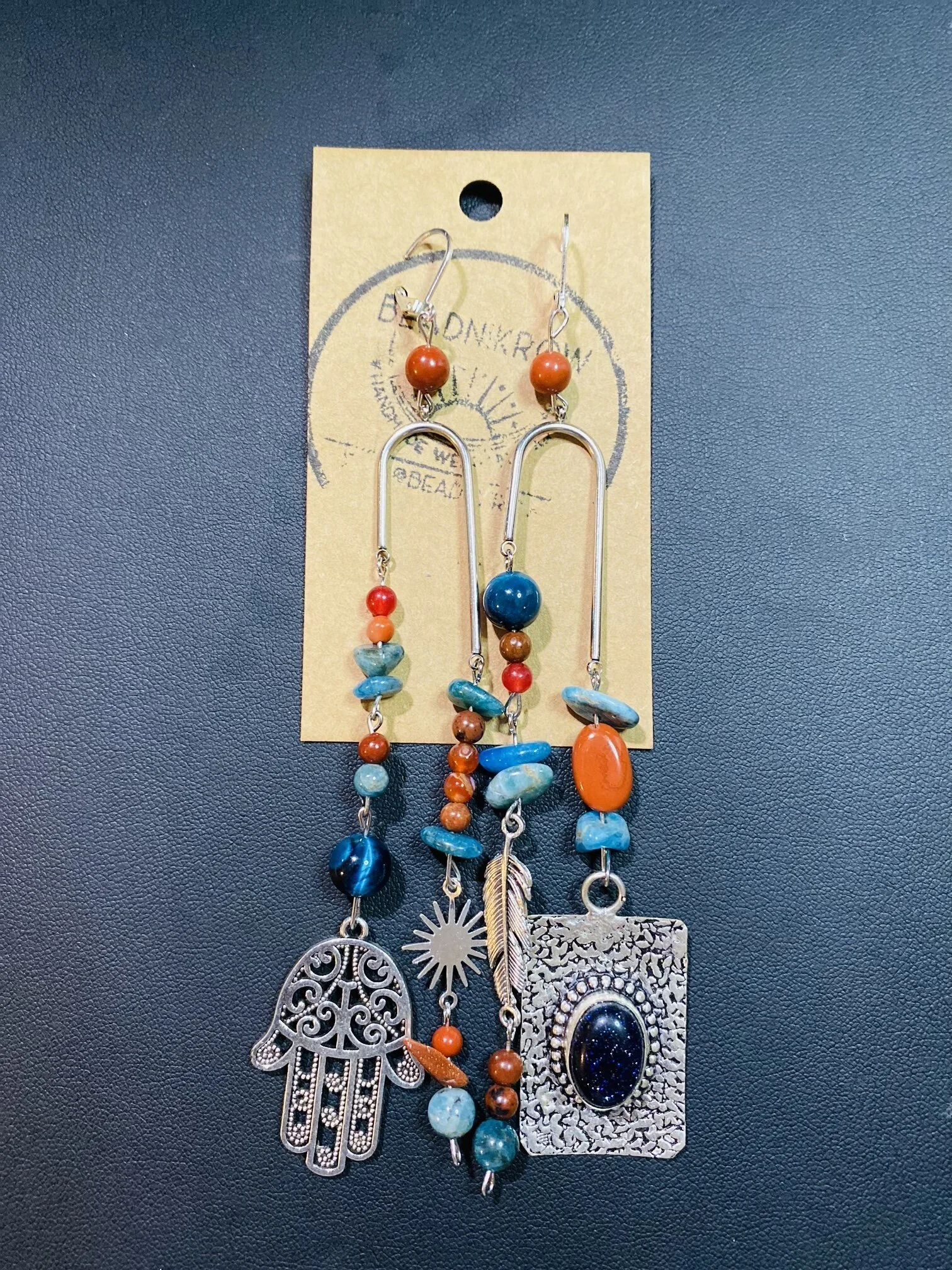 AF013C12-B237-4F4B-A298-129F38754111