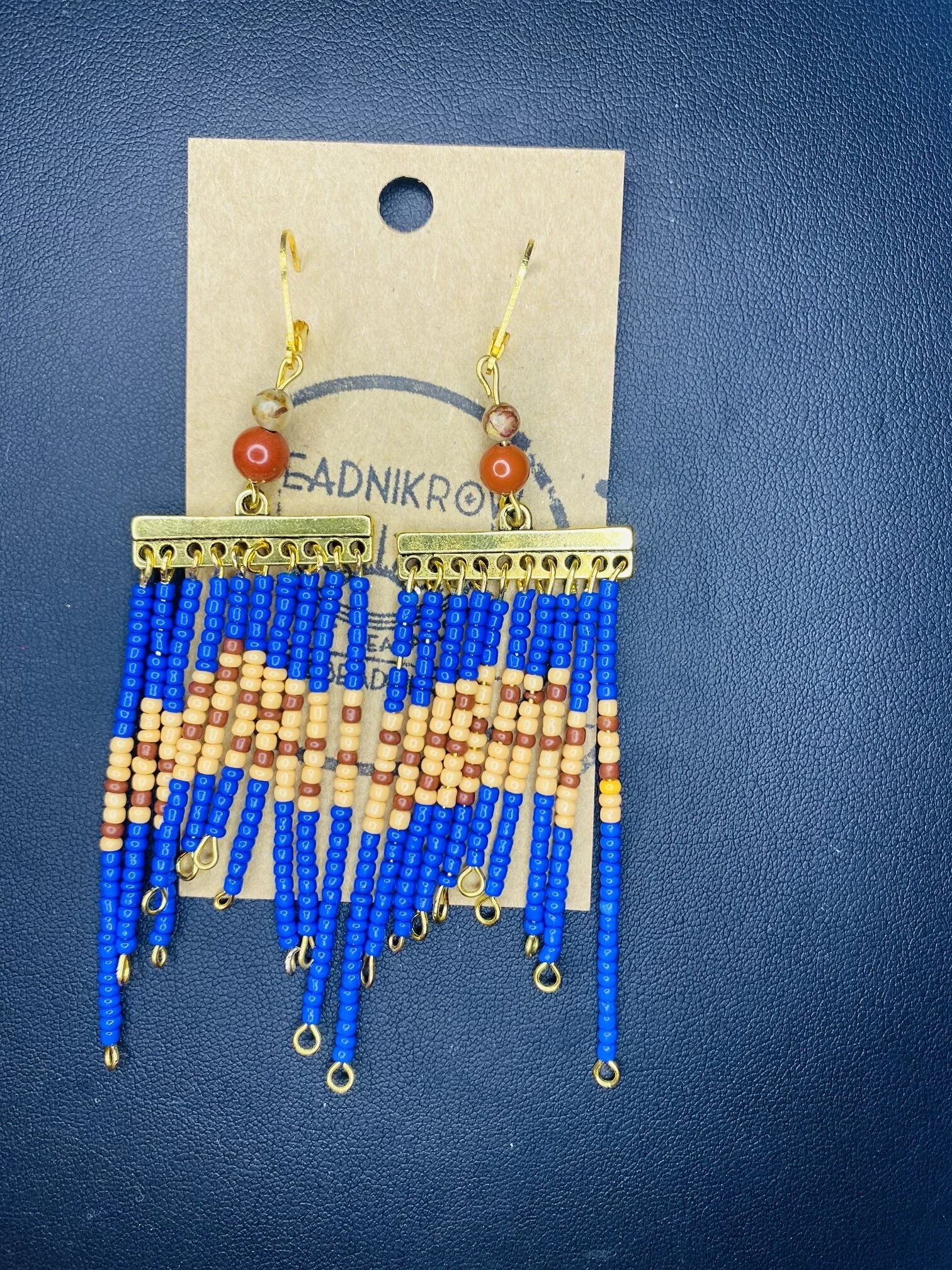 DA0B6DFE-3651-4E60-92D4-5BEE7E775F0A