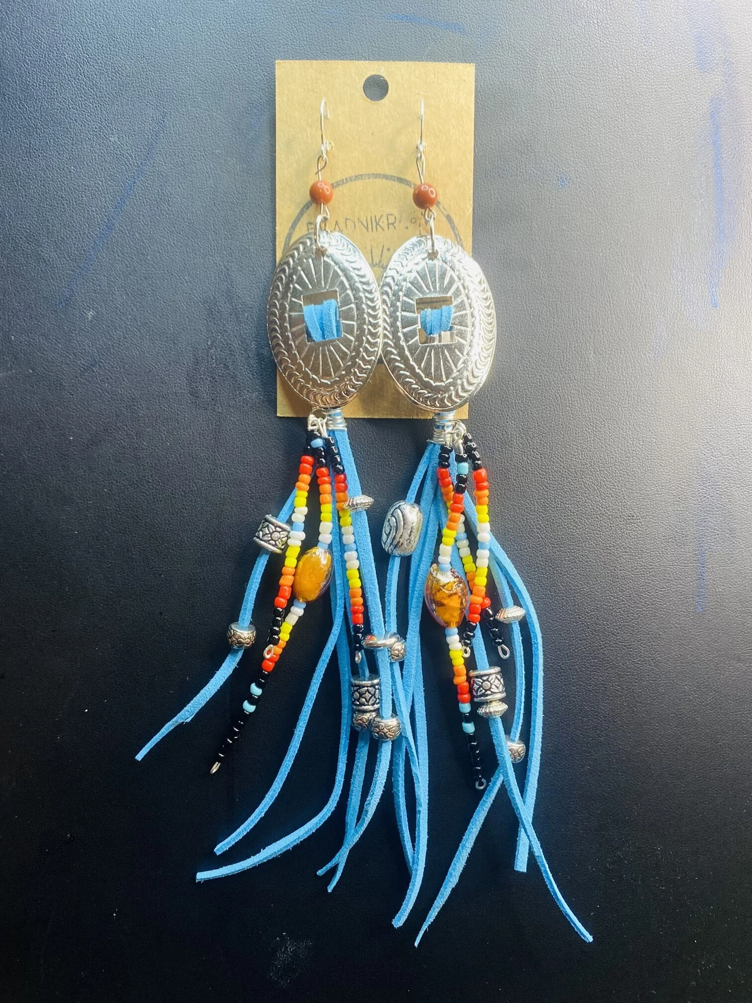 4C5DF762-96BC-404A-88C6-A90831D25811