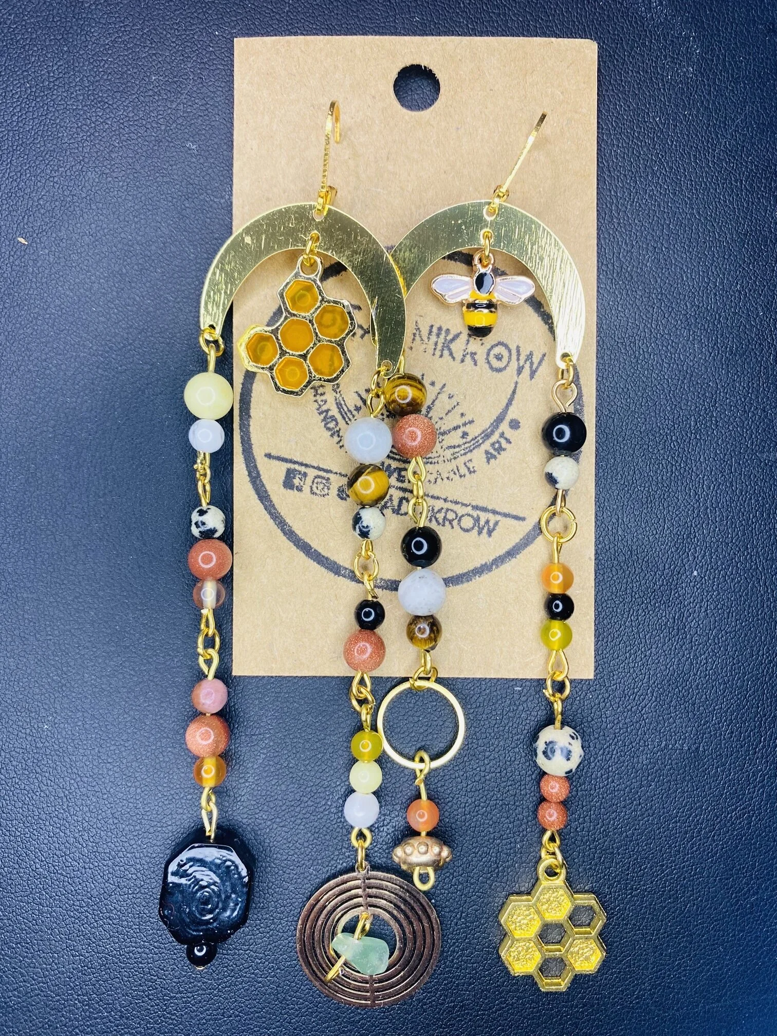 1F301102-2AF5-4F71-9CDD-D4D3CAC98D3E