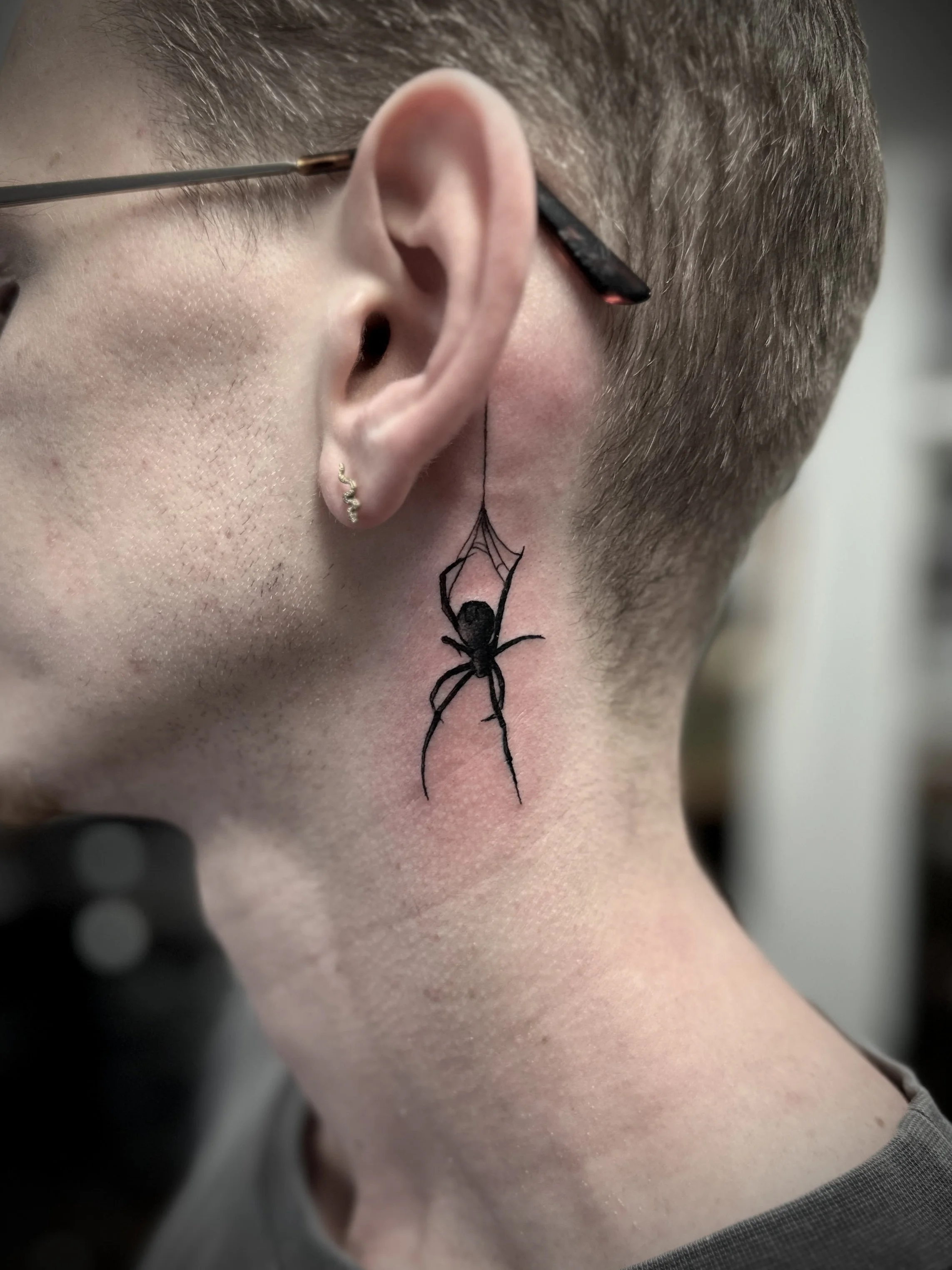 Brisbane best fine line tattoo spider