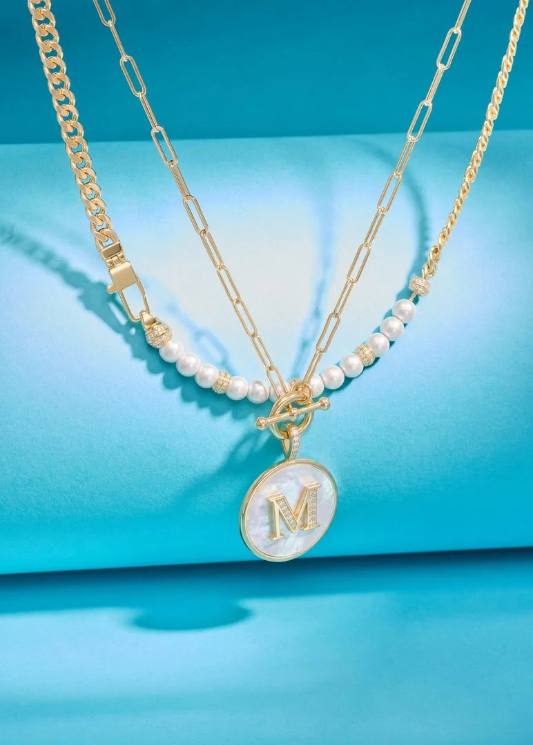 Julian Loves Pearls Necklace 5mm_N6428_G_PRL16_FL_1.jpeg