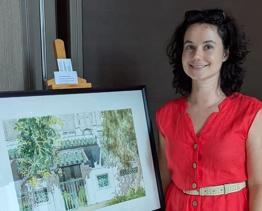 Canvas Connections artist Berenika Draweska with her artwork