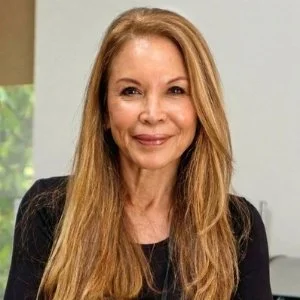 Canvas Connections multidisciplinary artist Latana profile