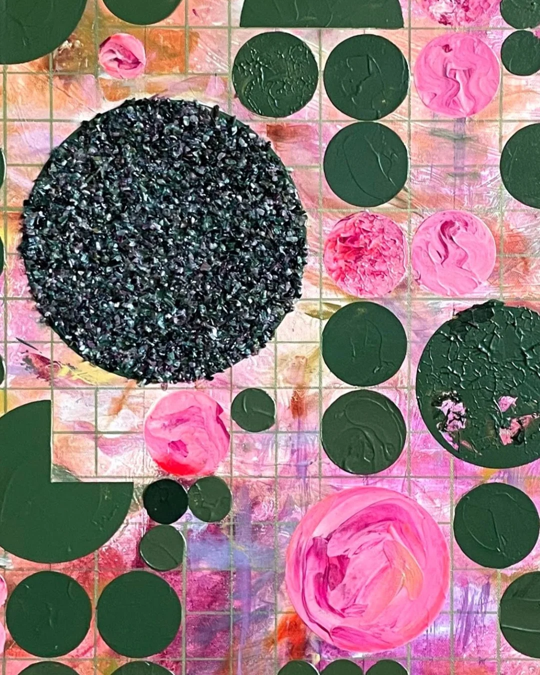 ayda-alp-artwork-healing-the-earth-painting-with-orgonite-amethyst-tourmaline-jade-gold-copper-detail-image