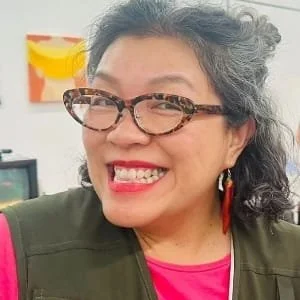 Canvas Connections artist Susan Olij