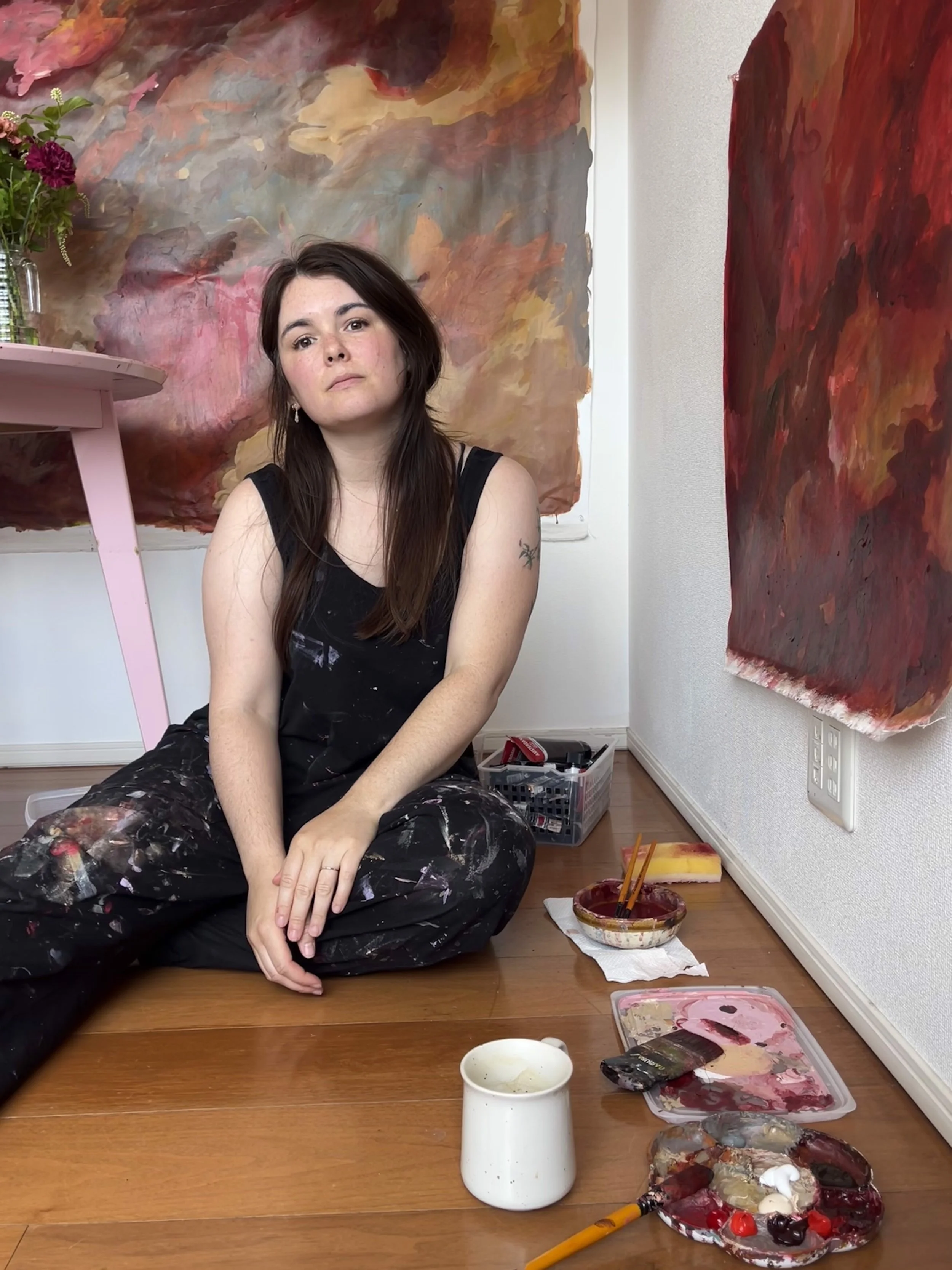 Brittni Bell Warshaw, Artist Portrait, Abstract Artist in Tokyo, Japan, American Artist in Tokyo