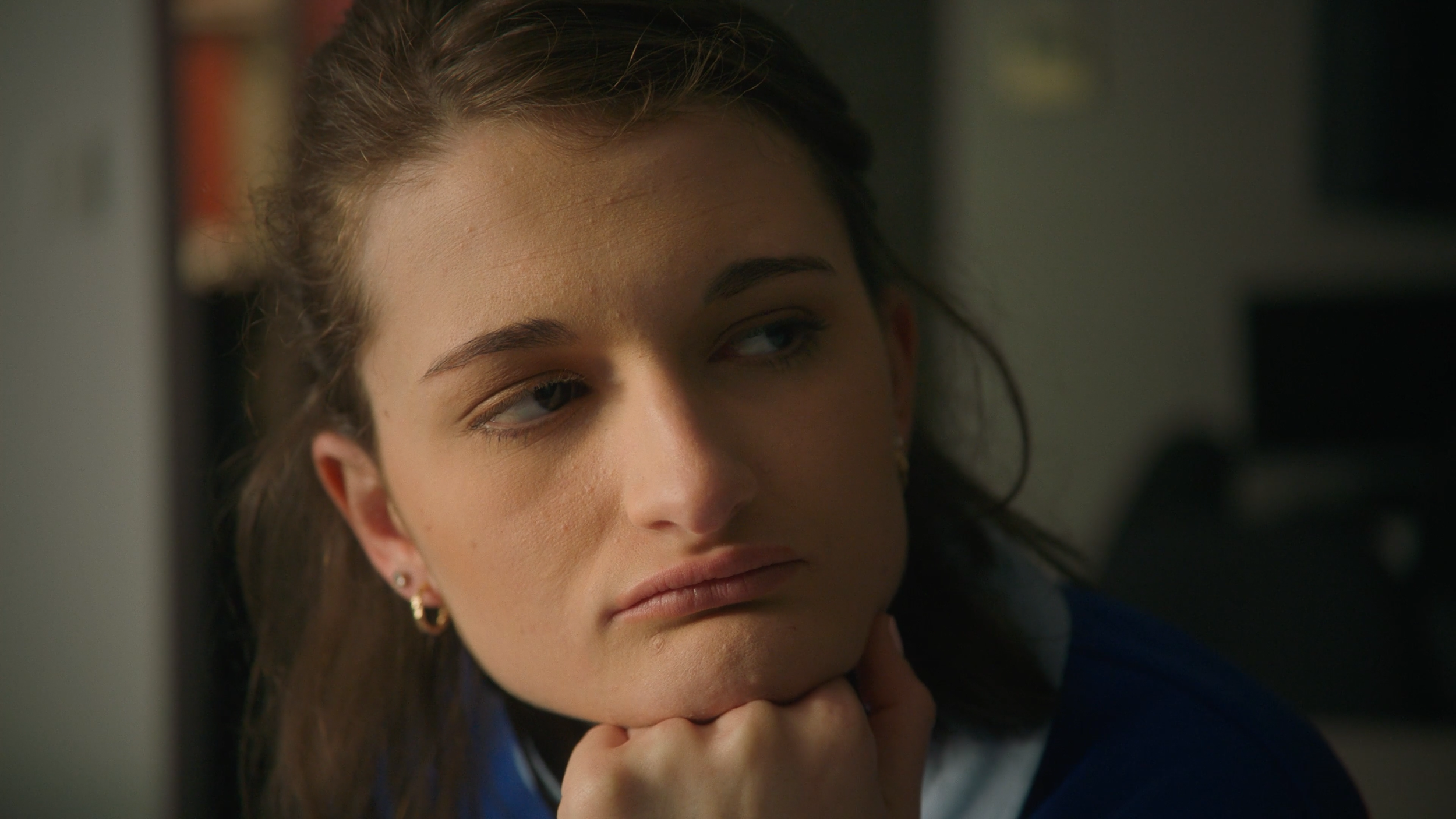 outcast_screener_h264_stereo_241209_v1 (2160p).00_01_21_24.Still003.png