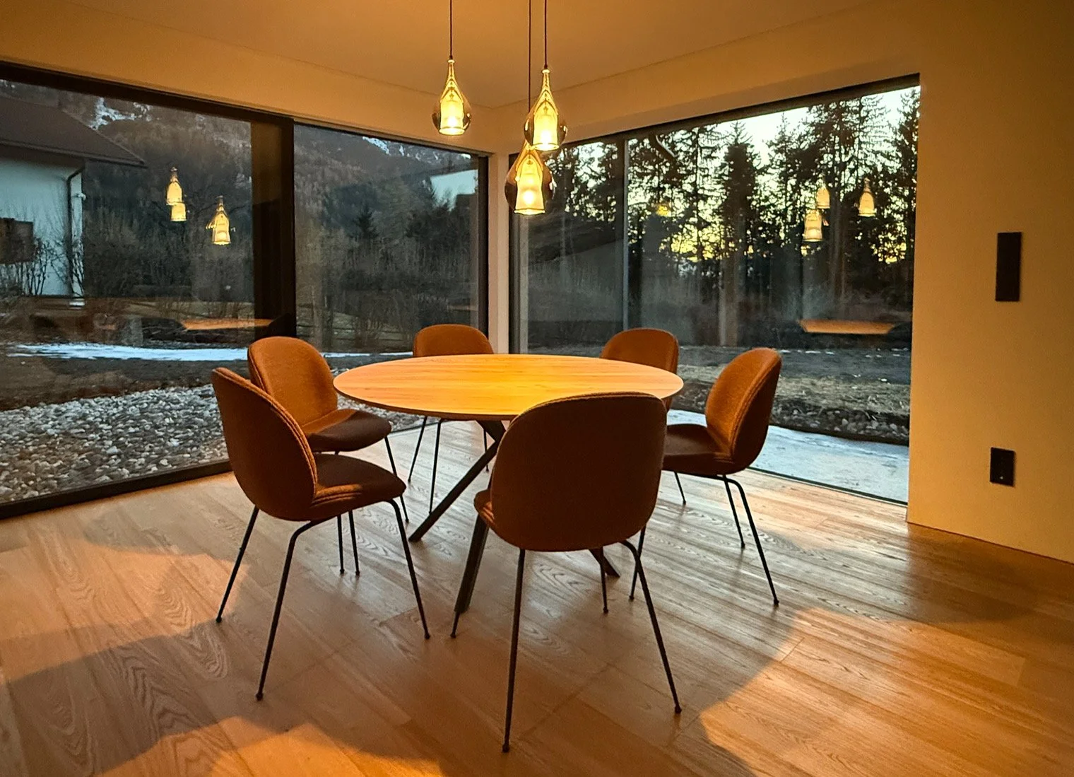 Freiraum Design - COR, GUBI