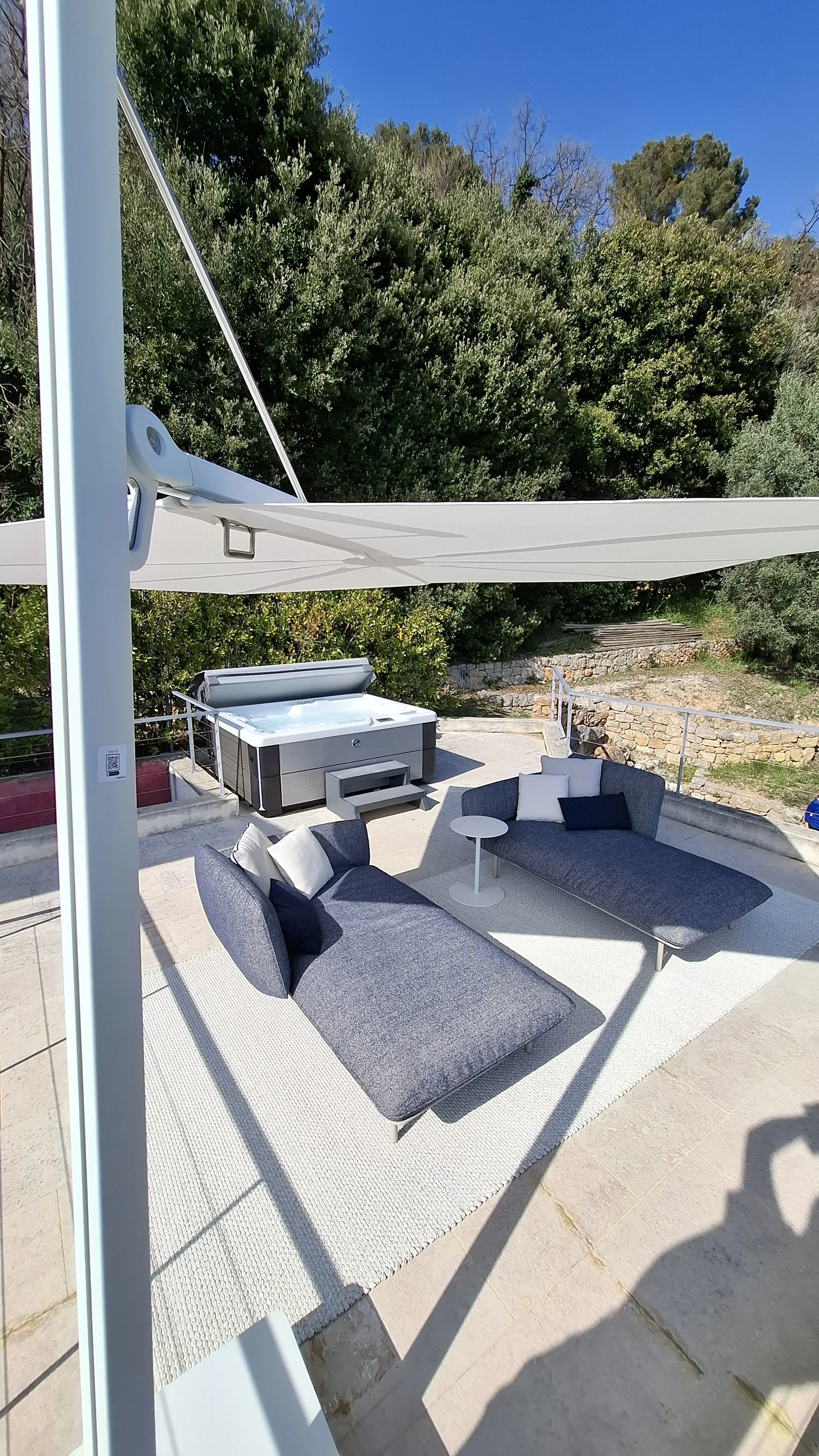 Freiraum-Desing-Starnberg-Villa-mit-Ausblick-in-Südfrankreich-Cannes-tribu_6.jpg
