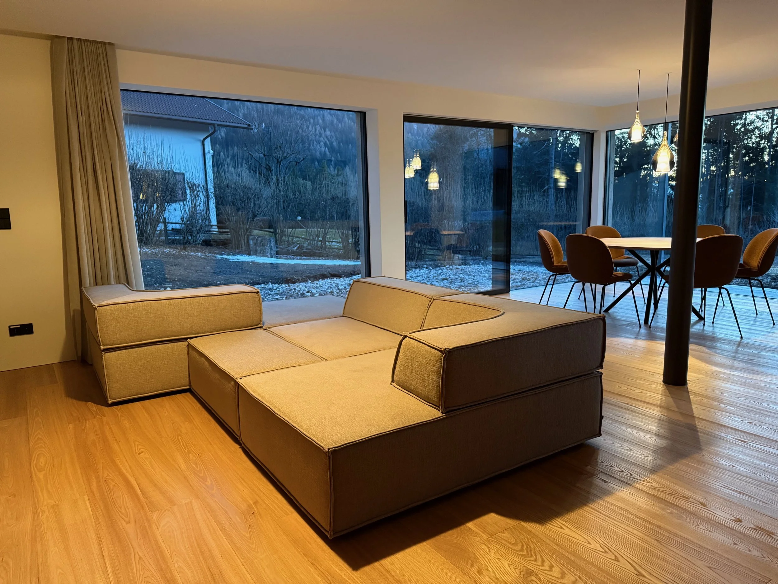 Freiraum Design - COR, GUBI
