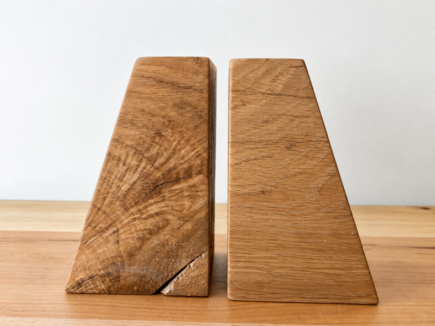 Oak bookends 6.png