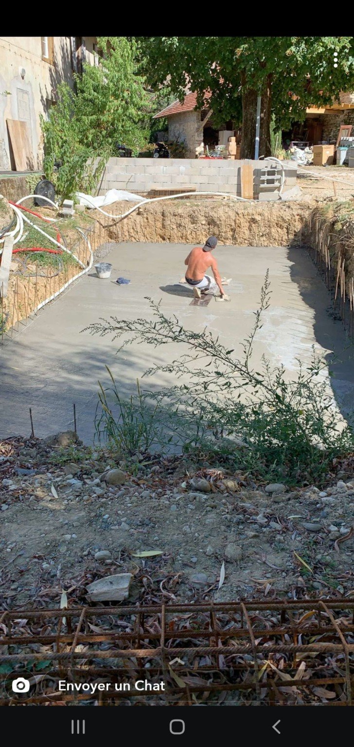 Réalisation d'un radier de piscine