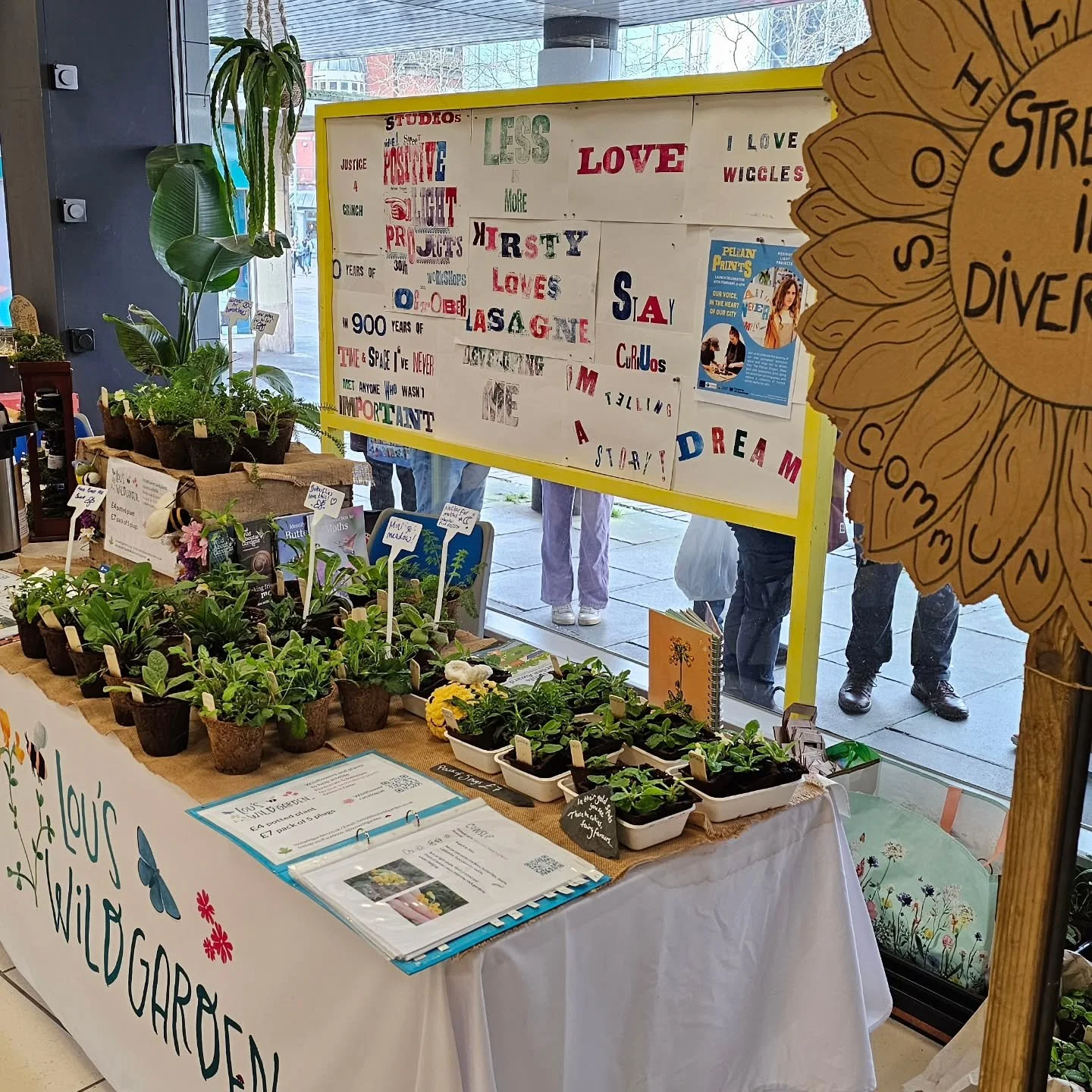 Was that the best @exeterseedbank seed swap yet?! 🌟🌱

Such a buzz 🐝 inside @positivelightprojects all afternoon, and non-stop visitors to my corner too. 😀🎉

THANK YOU to @exeterseedbank for bringing our diverse and supportive community together 