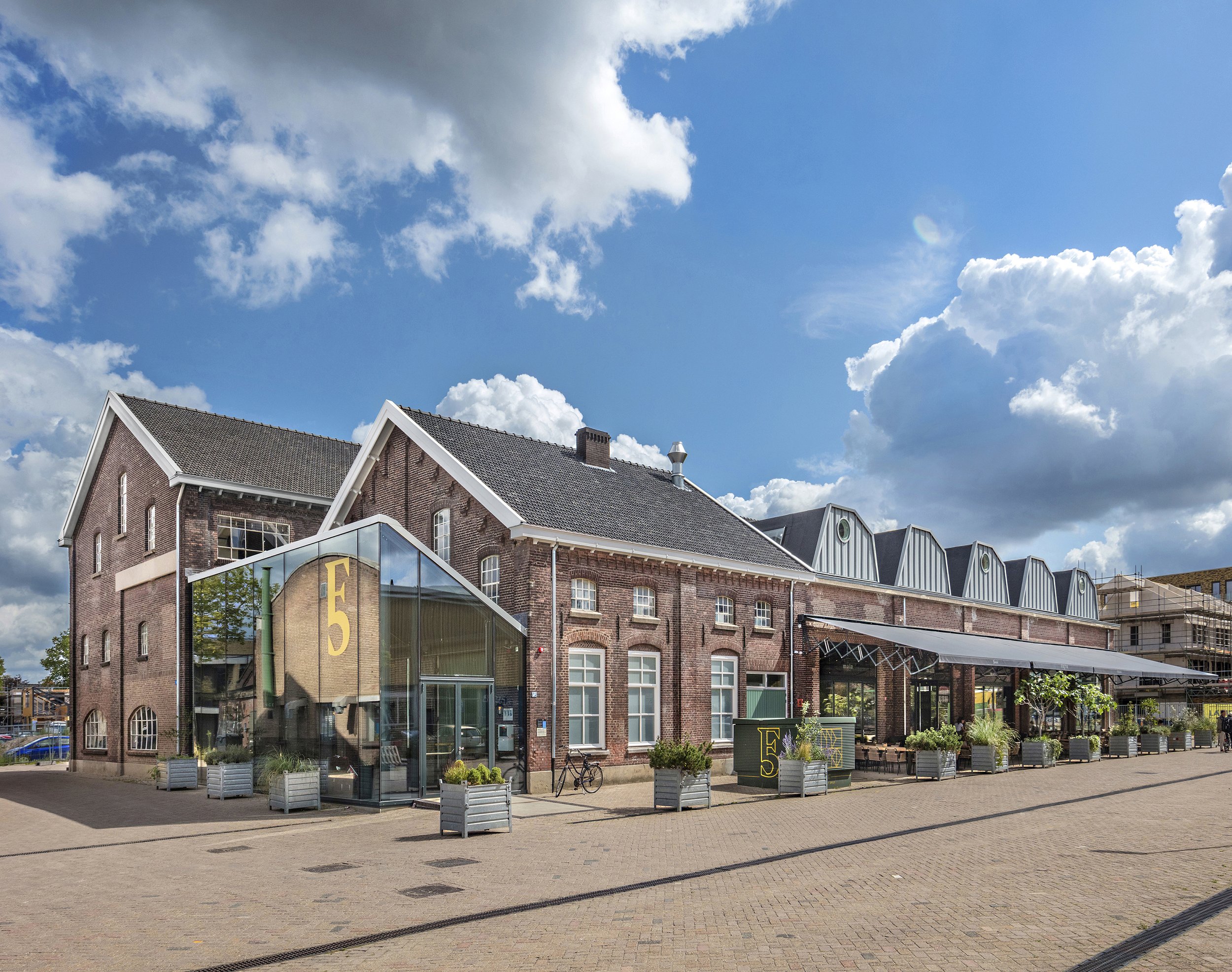 exterior 1, Norbert van Onna.jpg