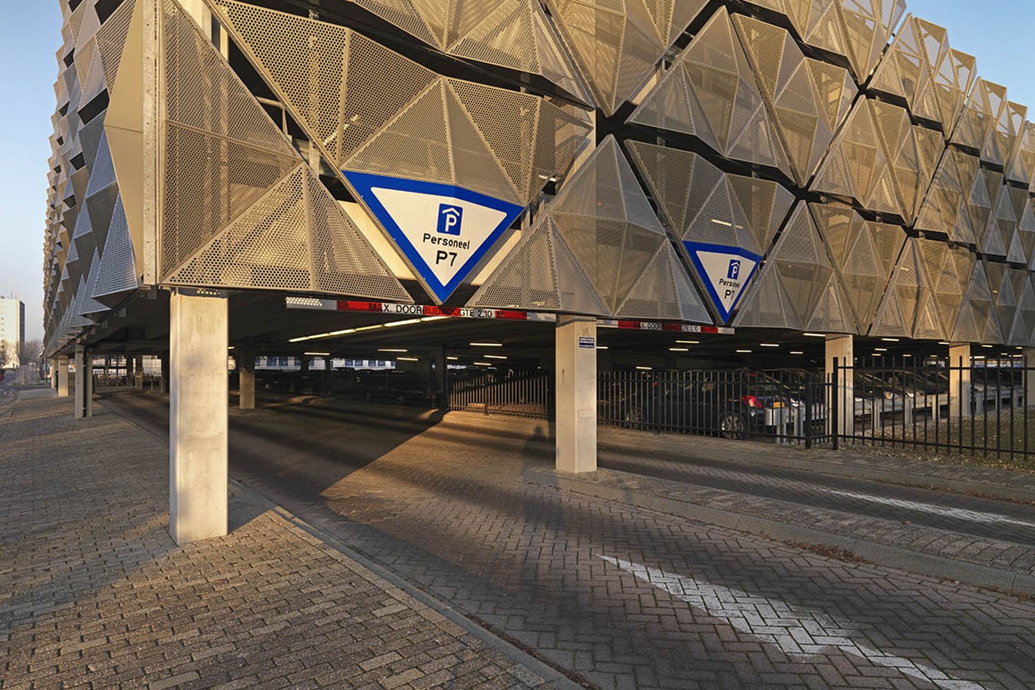 0894p3, parkeergarage, A 0920, website.jpg