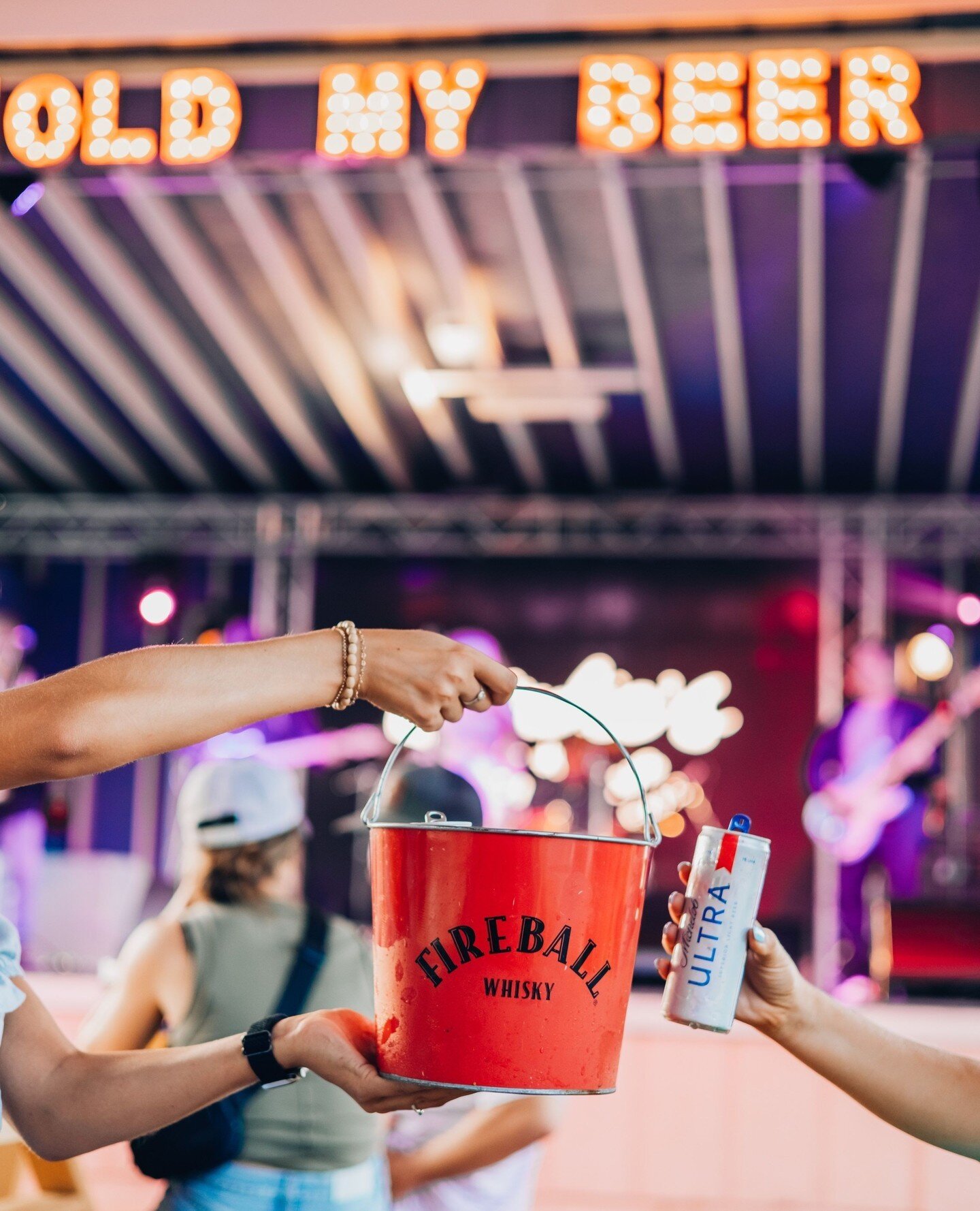 WHERE TO GO FOR LIVE MUSIC IN FORT WORTH // TOMMY LUKE PERFORMING LIVE TONIGHT 🎶⁠
⁠
Swing by @bourbonandshinetx for live tunes by @tommylukemusic at 8PM sharp and buckets of your go-to drinks. ⁠
⁠
It is the perfect combination of good company, great