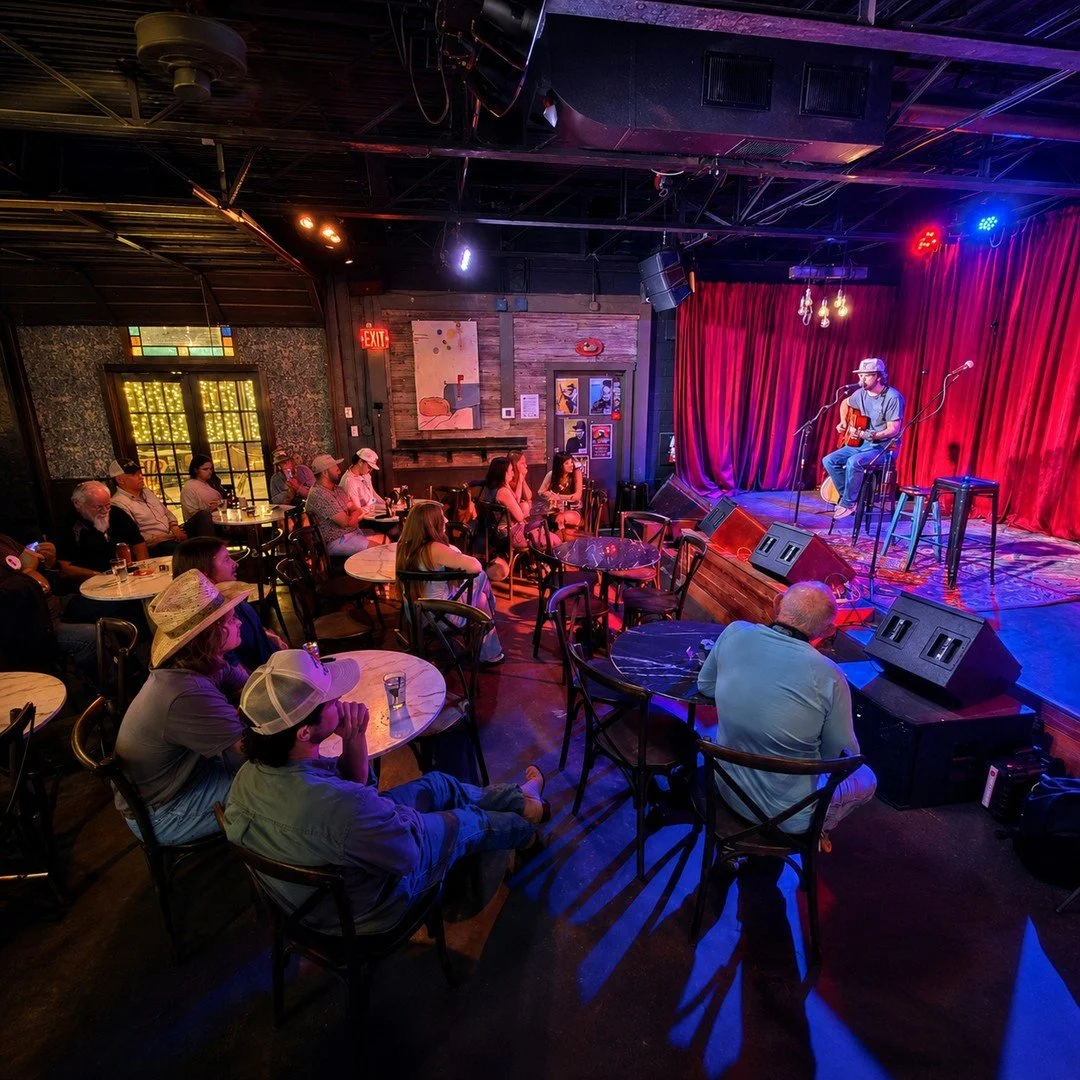 🎶 Songwriter Night @thepostfw⁠
⁠
Presented by Texas Tailgate, join us for a night of original music, local talent, and the kind of room that makes you want to sit back and actually listen.⁠
⁠
📝 Sign-ups start at 7 PM⁠
🎤 Songs begin at 8 PM⁠
🍸 Cra
