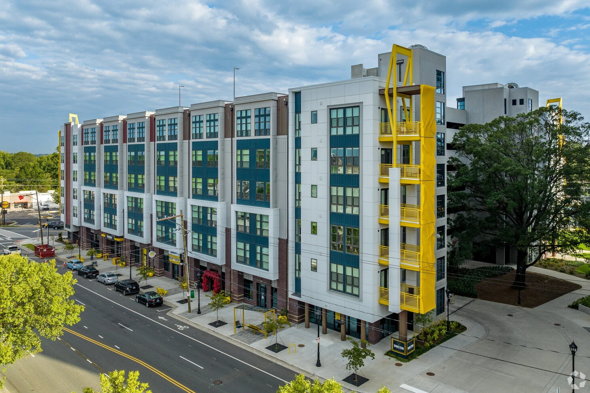 222-West-Blvd-Charlotte-NC-Building-Photo-1-LargeHighDefinition.jpg