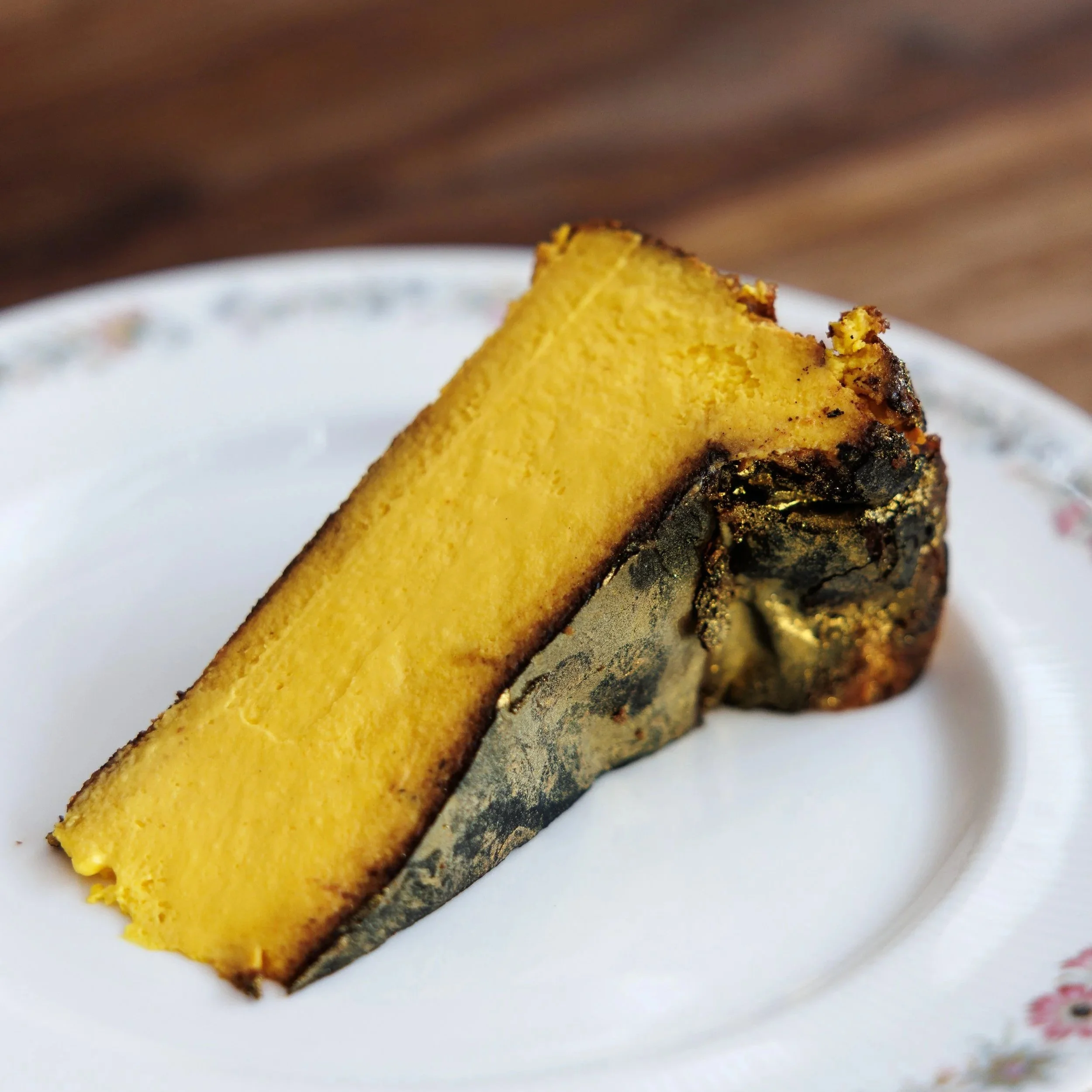 Golden Burnt Cheesecake / Soraya saffron cheesecake / AED 49