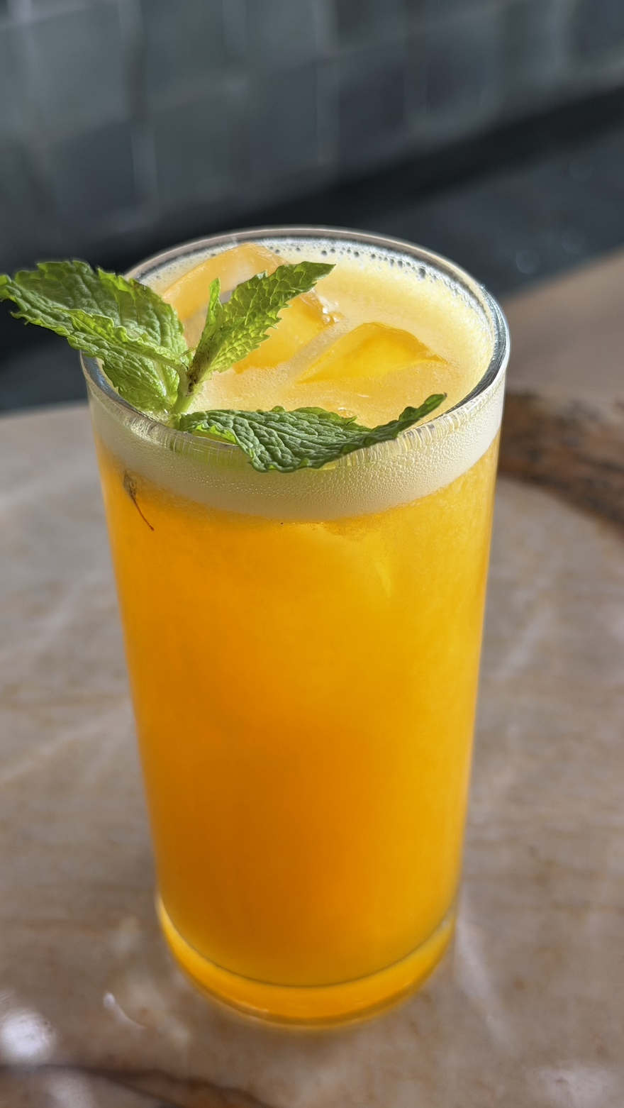 Passion Fruit Lemonade / 32 AED
