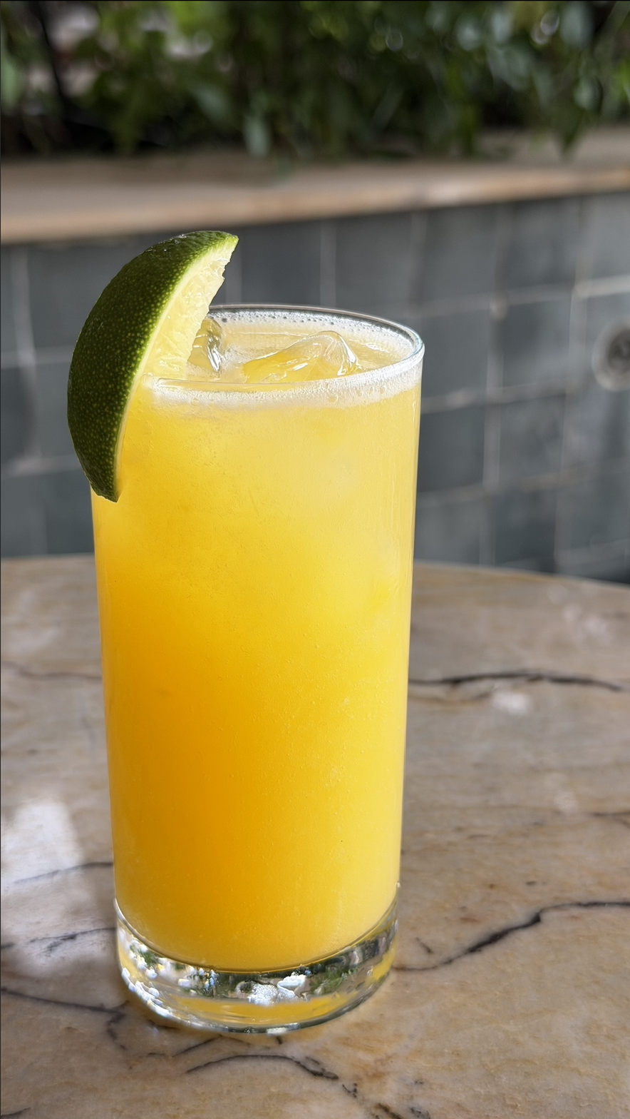 Mango Lime Lemonade / 32 AED