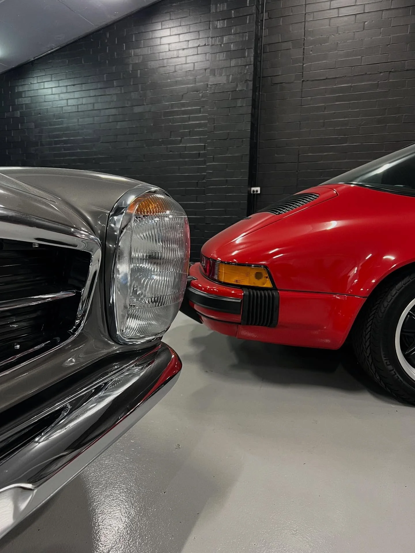 Which would you choose? 🩶❤️

Two timeless German classics, side by side:

&bull; 1971 Mercedes-Benz 280 SL Convertible
&bull; 1985 Porsche 911 Targa

━━━━━━━━━━━━━━━

Get in touch to find out more about our detailing and preservation services:

💬 @