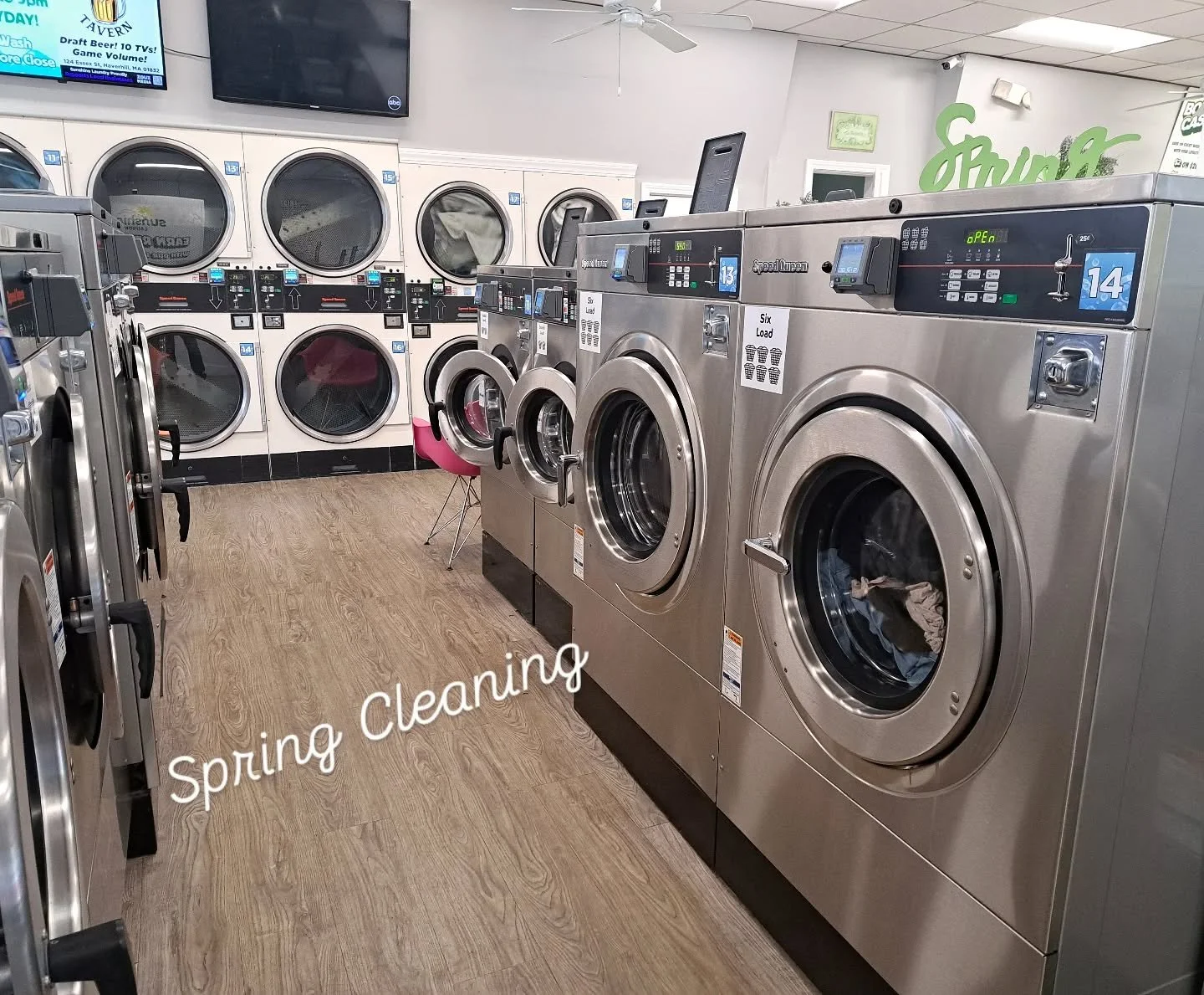 Beautiful day for spring cleaning. These large capacity washers are perfect for washing large comforters (or anything else) before you put them away. #laundromat #washdryfold #springcleaning