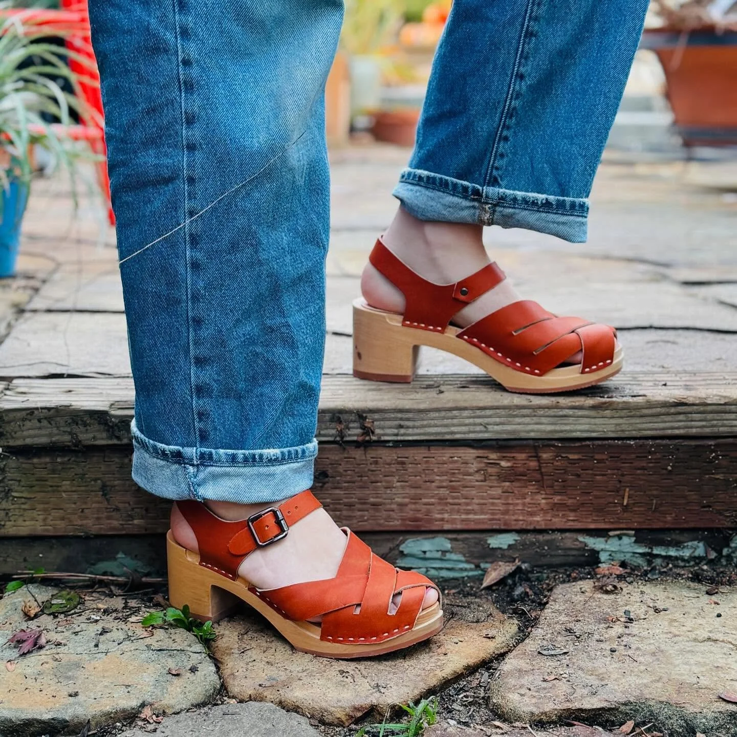 All of December at Hello Clogs -  sign up for my mailing list, and receive 20% off your first order&mdash;a little thank-you for joining the community. 

Handmade clogs, made with love in the foothills, ready to walk with you into the new year. 🤍