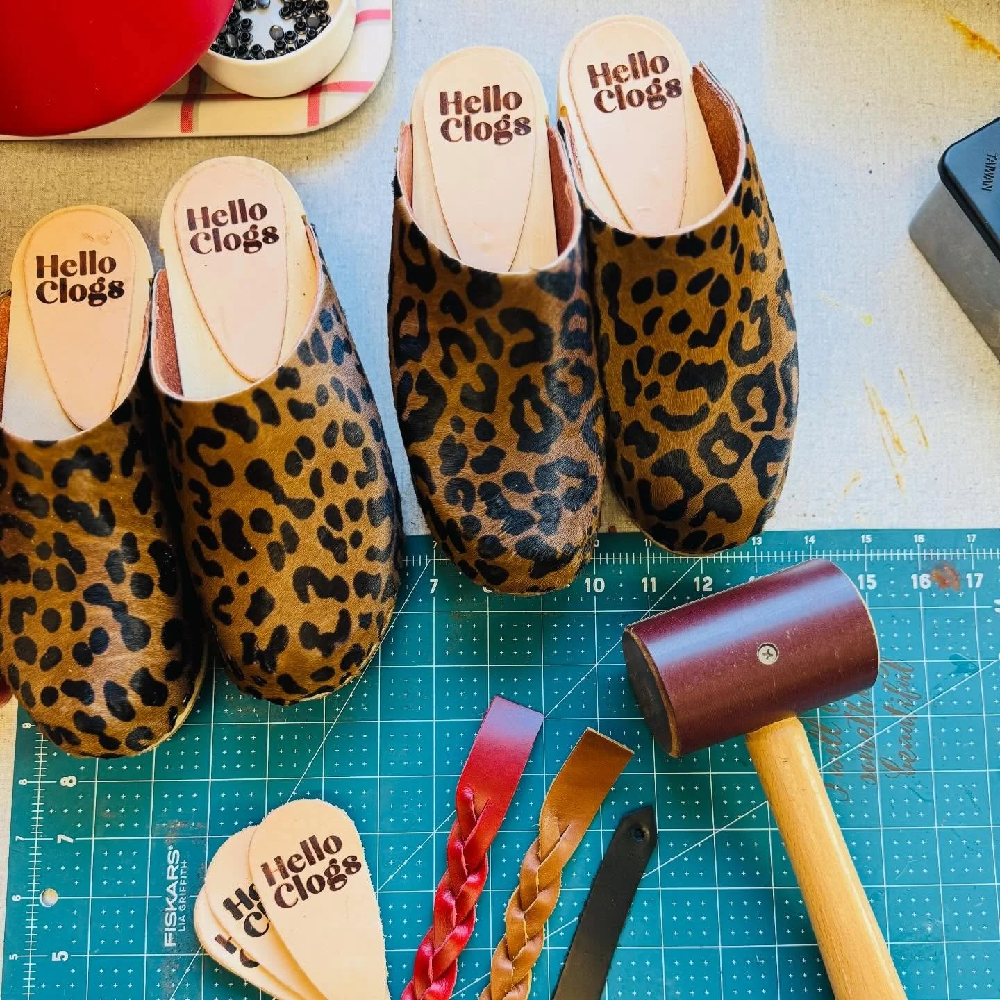 You know I love leopard print!
Handmade in Northern California 🤎