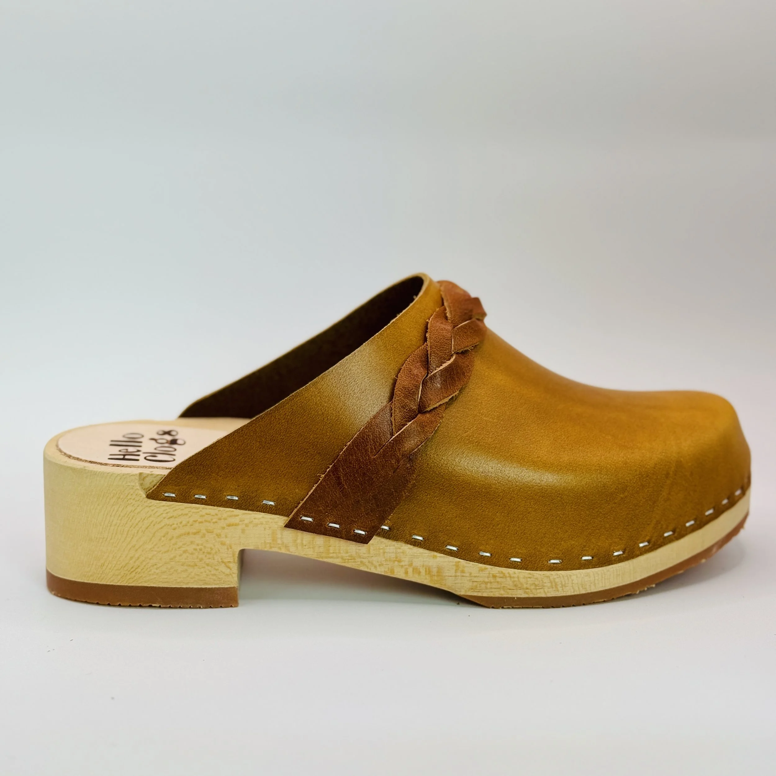 The Poppy in Yellow Ochre Size -39