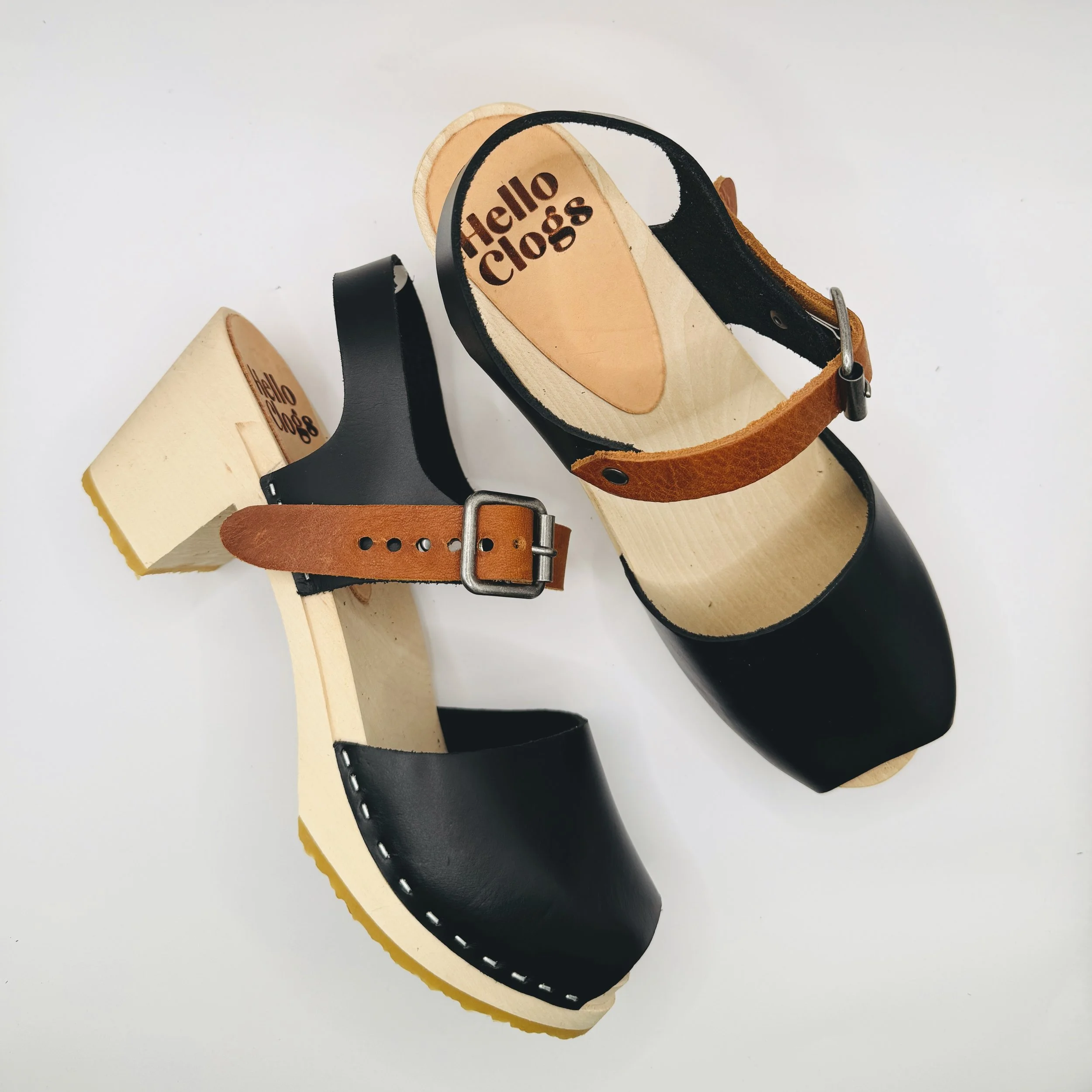 The Tulip in Black & Walnut Size - 37