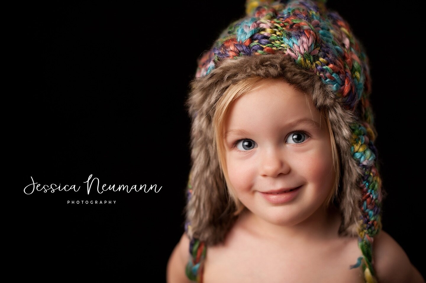 One of my all time favorite images to make you smile on this dreary Friday. ☺️

If you are interested in booking a session, head to my website for more examples of my work; Click the &ldquo;contact&rdquo; tab for booking details: www.jessicaneumannph