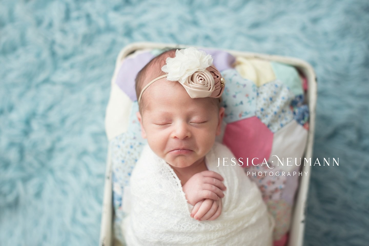 We&rsquo;re only half way through the week?! ☹️

If you&rsquo;re interested in booking a session, head to my website for more examples of my work, and booking info: https://www.jessicaneumannphotography.com/getting-started

#frederickmd #newmarketmd 