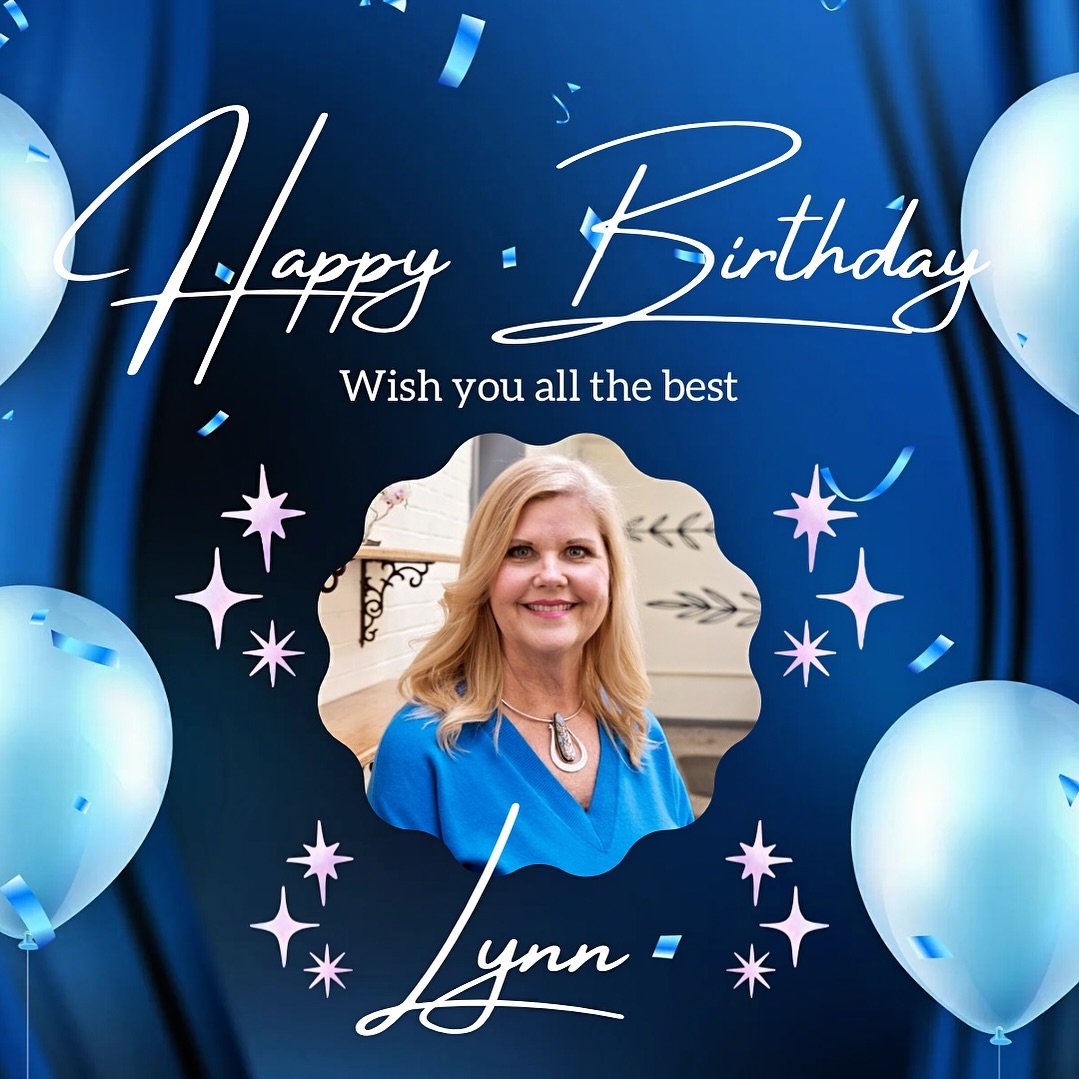 Wishing a very special day to Lynn, our beautiful nail tech! 🥳💕

#splittinghairssalon #louisvillesalon #louisvillekentucky #louisville #louisvillekyhair #louisvillehair #louisvillehairsalon #louisvillelocal #louky #louisvillehairstylist #502salon #