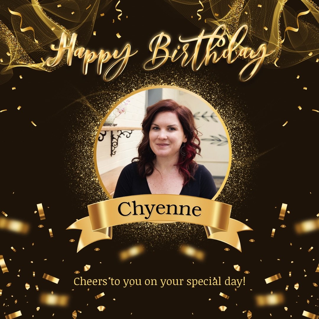 Happy birthday to the lovely Chyenne! 🎉🥳 We hope you have a magical day!

#splittinghairssalon #louisvillesalon #louisvillekentucky #louisville #louisvillekyhair #louisvillehair #louisvillehairsalon #louisvillelocal #louky #louisvillehairstylist #5