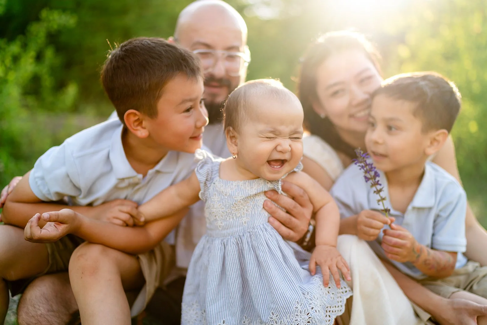 candid family photoshoot Brno