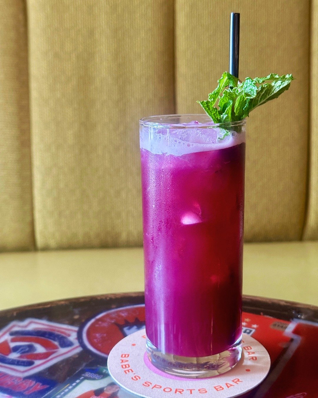It's FINALLY warming up in Chicago and that means it's time for a sweet drink on the patio. We summer-ified this fave from our Olympic menu, and it's waiting for you at Babe's ☀️