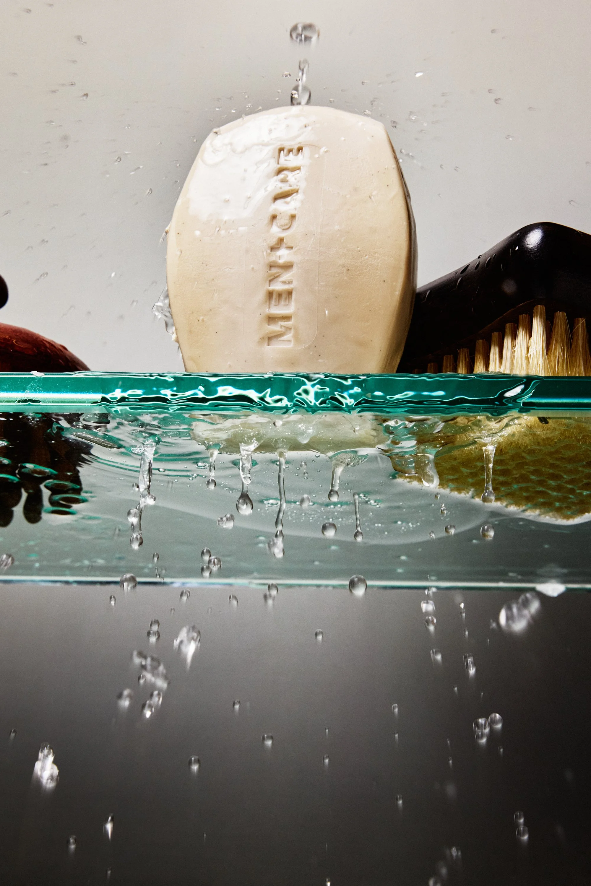 050925_AdriStef_Soap_Suds26574.jpg