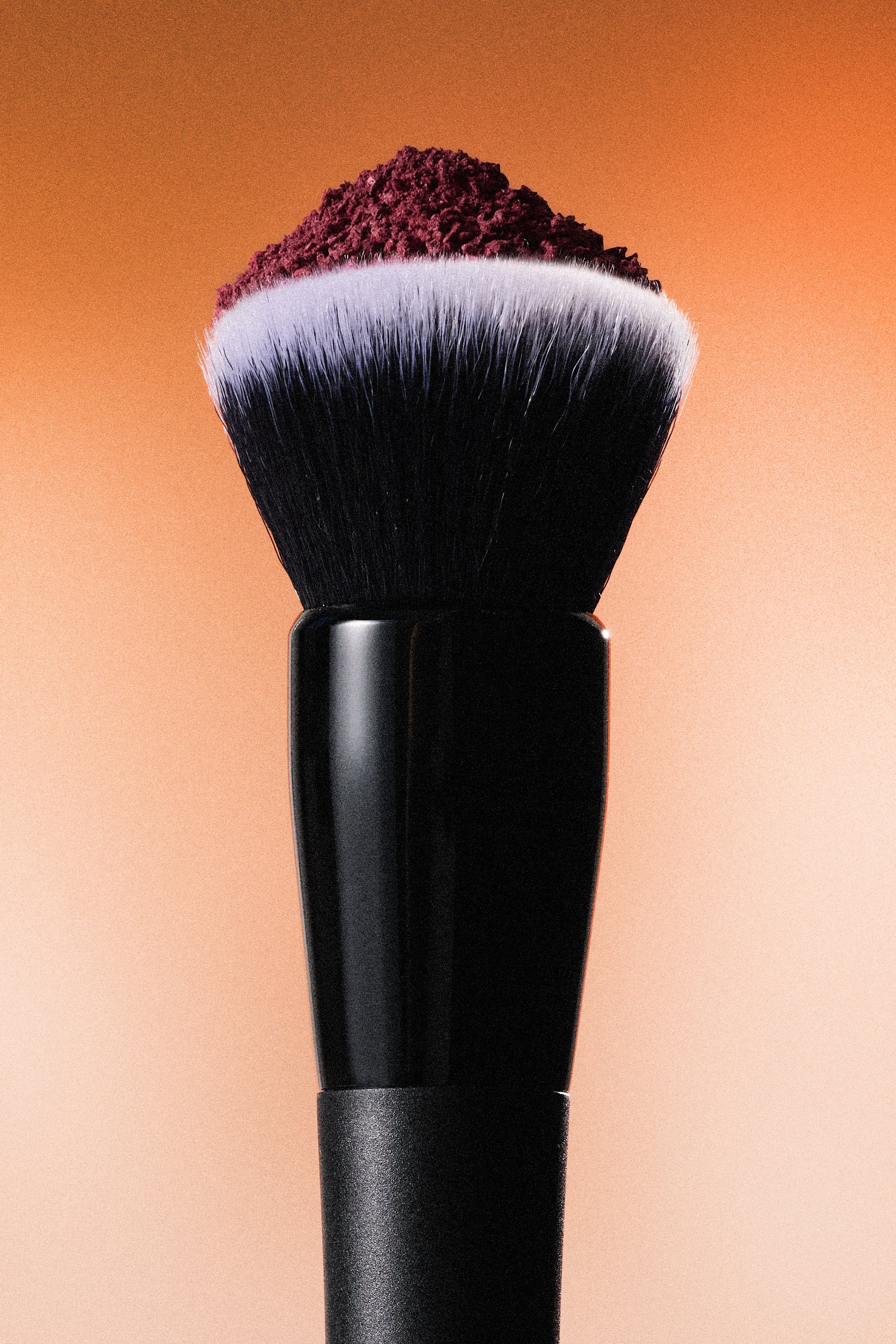 Makeup_BlushBrush_StephaniePrice_Mariailona_01.jpg