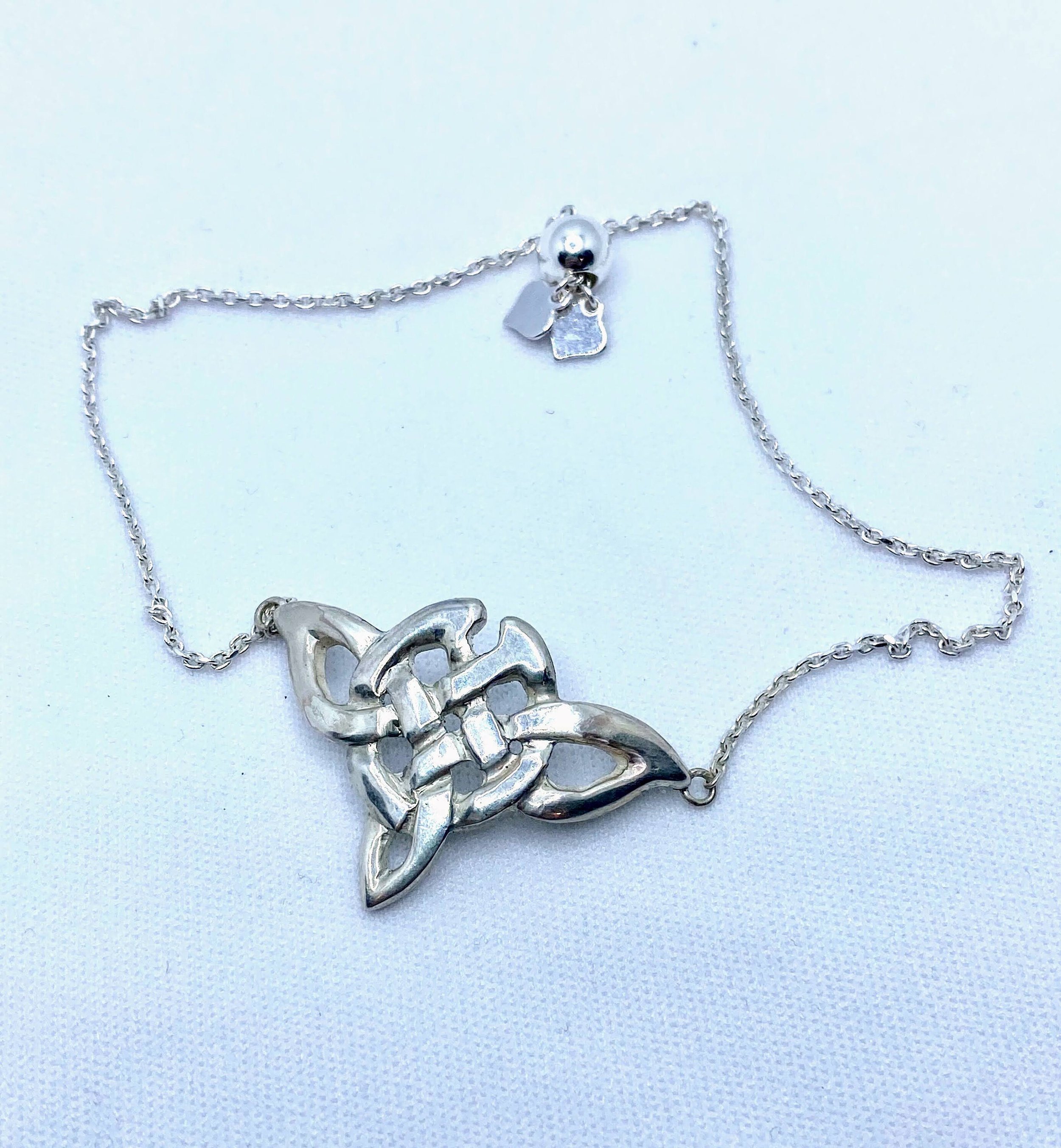 https://i.etsystatic.com/25403407/r/il/9cfa91/3357363785/il_fullxfull.3357363785_ddh6.jpg