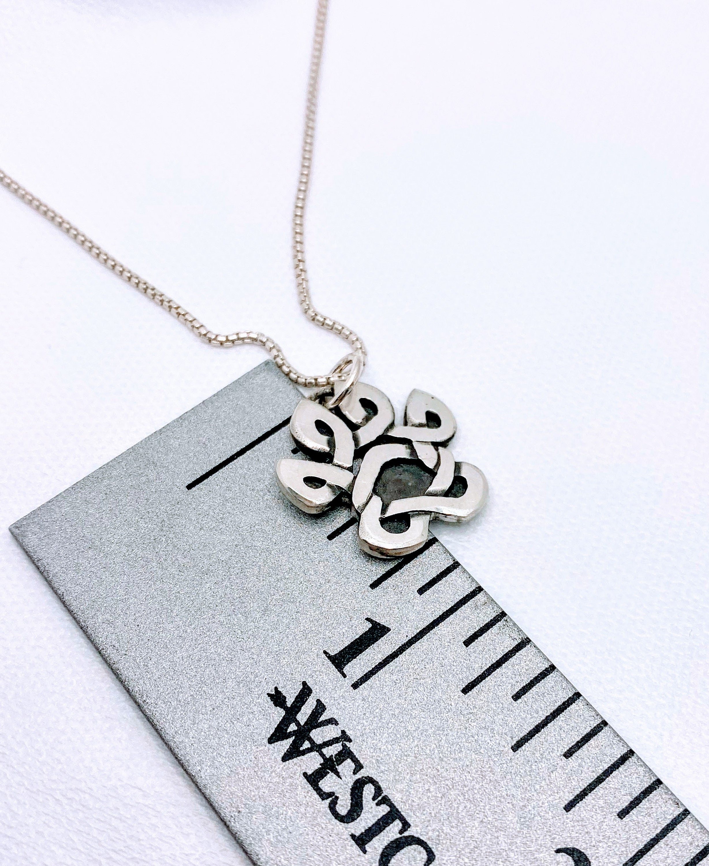 https://i.etsystatic.com/25403407/r/il/4e47f3/3613939696/il_fullxfull.3613939696_inr7.jpg