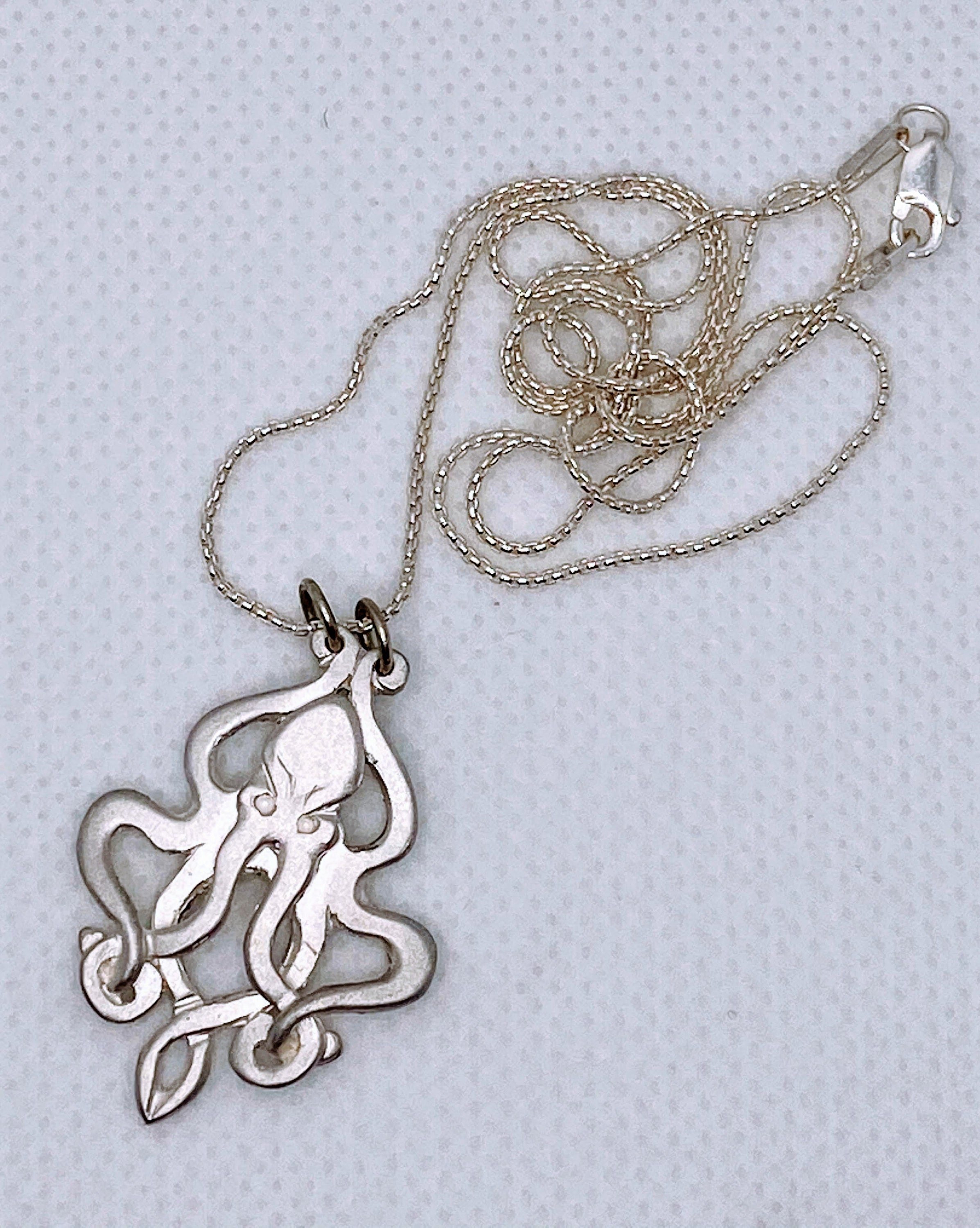 https://i.etsystatic.com/25403407/r/il/7fe282/2932759912/il_fullxfull.2932759912_3uay.jpg