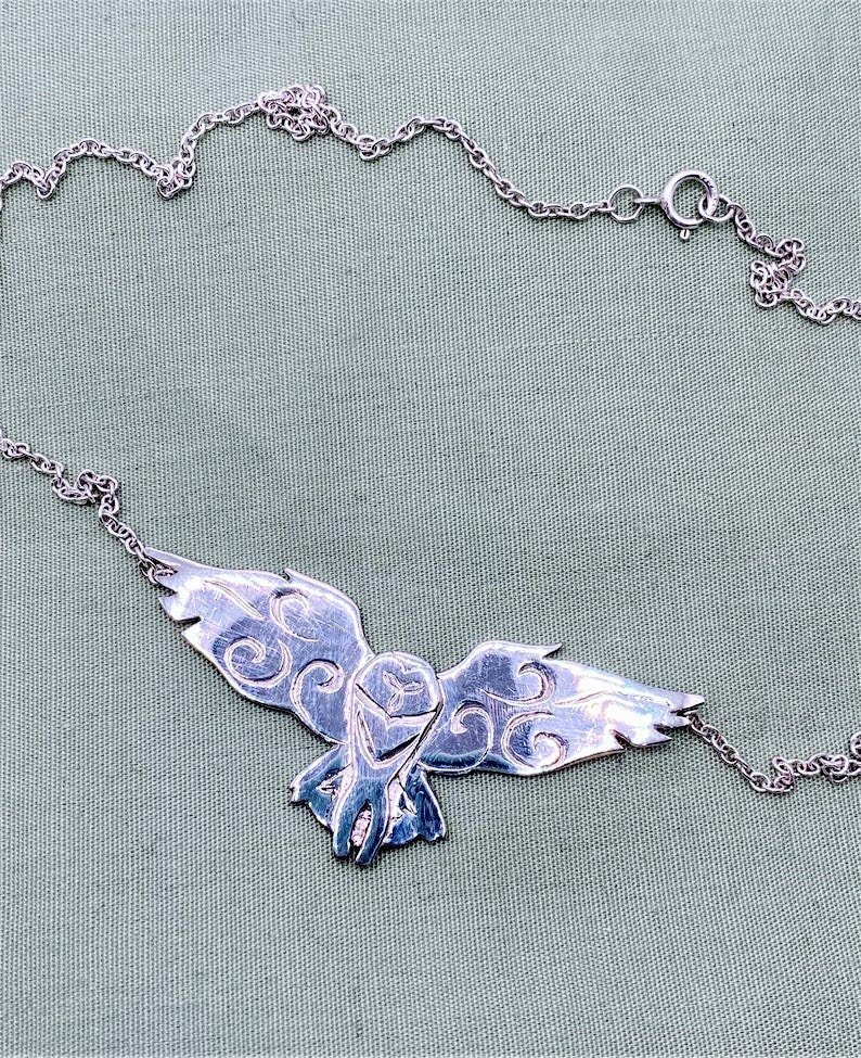 https://i.etsystatic.com/25403407/r/il/4635c8/2903958037/il_fullxfull.2903958037_l3qj.jpg
