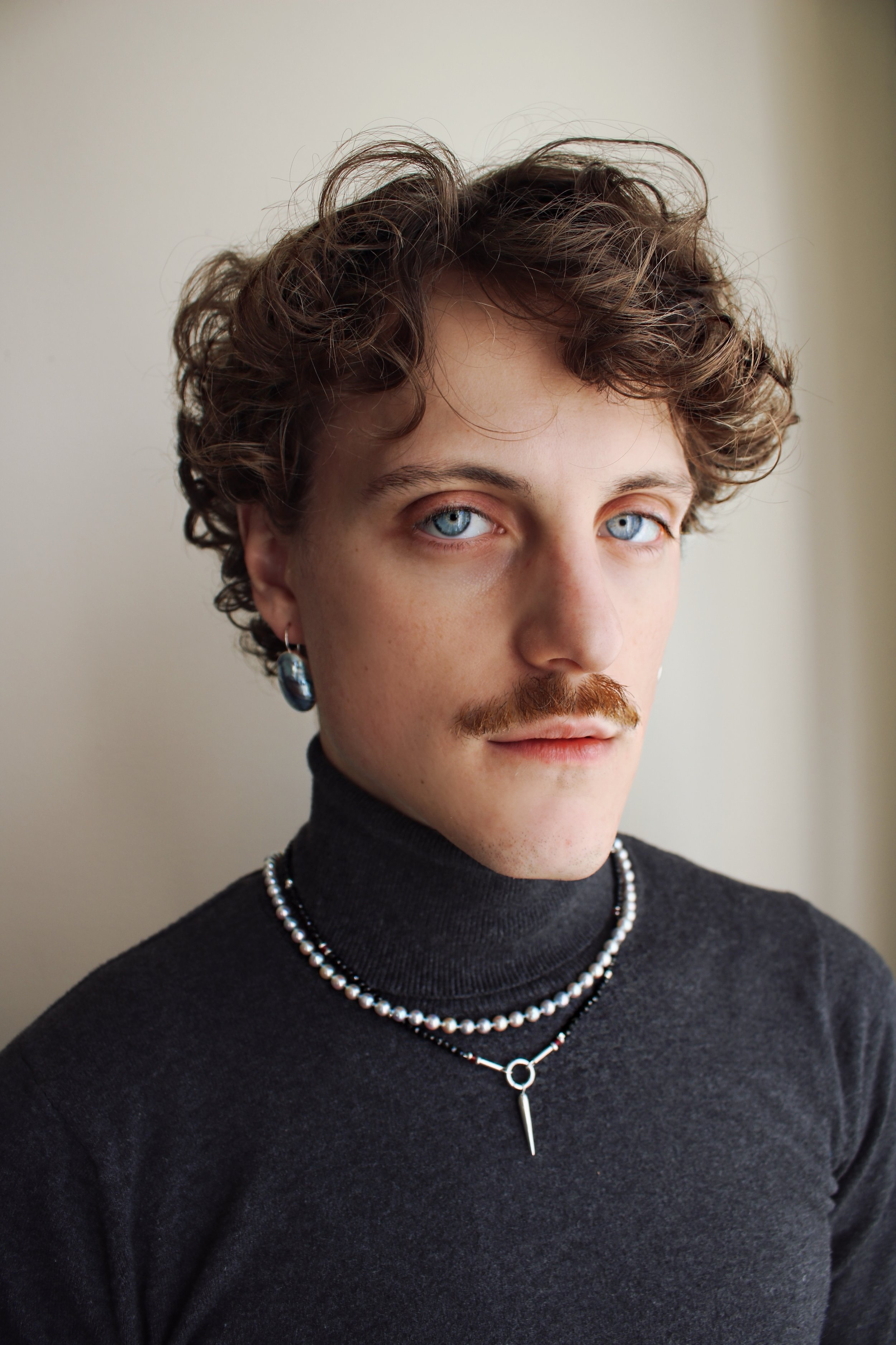 Facetune_02-12-2024-19-21-19.jpg