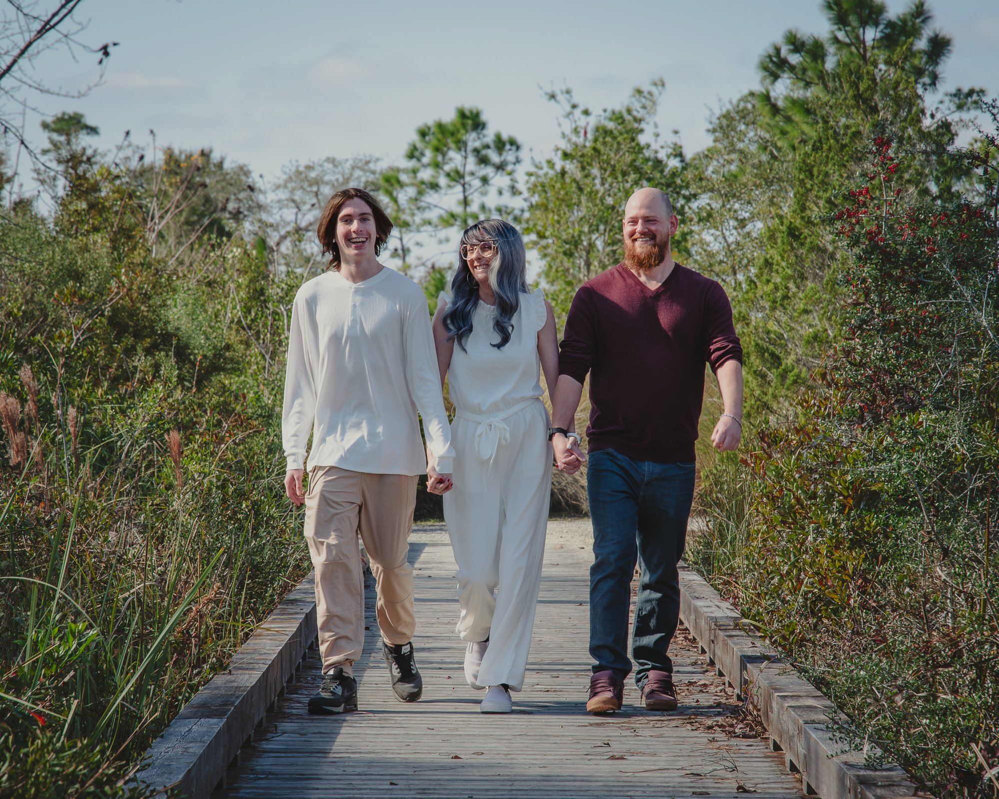 12192024_AllisonAndJames_LynnHavenBayouReserve_Portraits_2000px_@lightandlensmedia_-6.jpg
