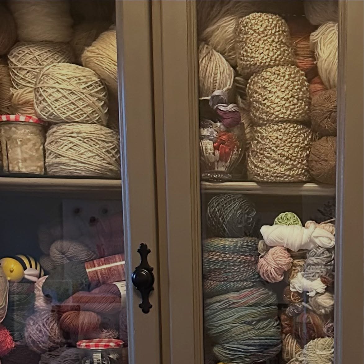 🧶 Do you ever want to start again?! If I knew then what I know now &hellip; I&rsquo;ve done it. When it comes to my yarn selections. Yup. Done it. When it comes to projects I&rsquo;ve undertaken. Done it. When I think about taking advantage of healt