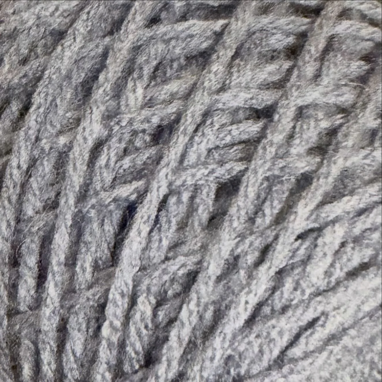 🧶 And after all of that&hellip; I ended up pulling the hat apart tonight anyway. ((Check yesterday&rsquo;s post to catch up)). I&rsquo;m not sure what&rsquo;s happening but I&rsquo;m seemingly unable to follow a pattern these days. I still need to r